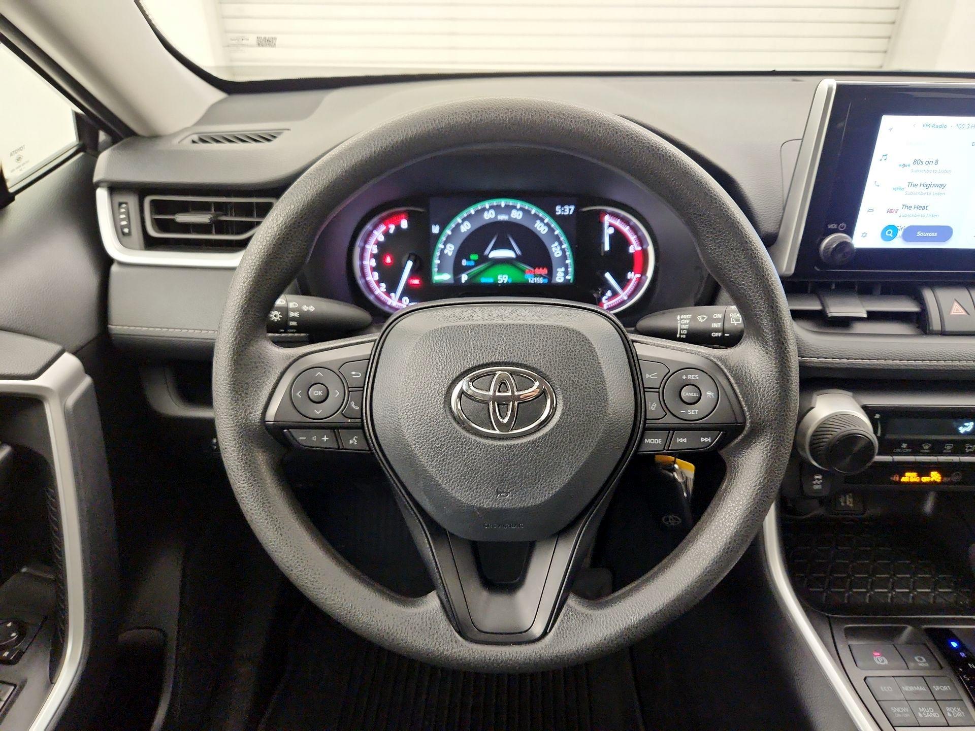 Thumbnail: 2024 Toyota RAV4 - 10