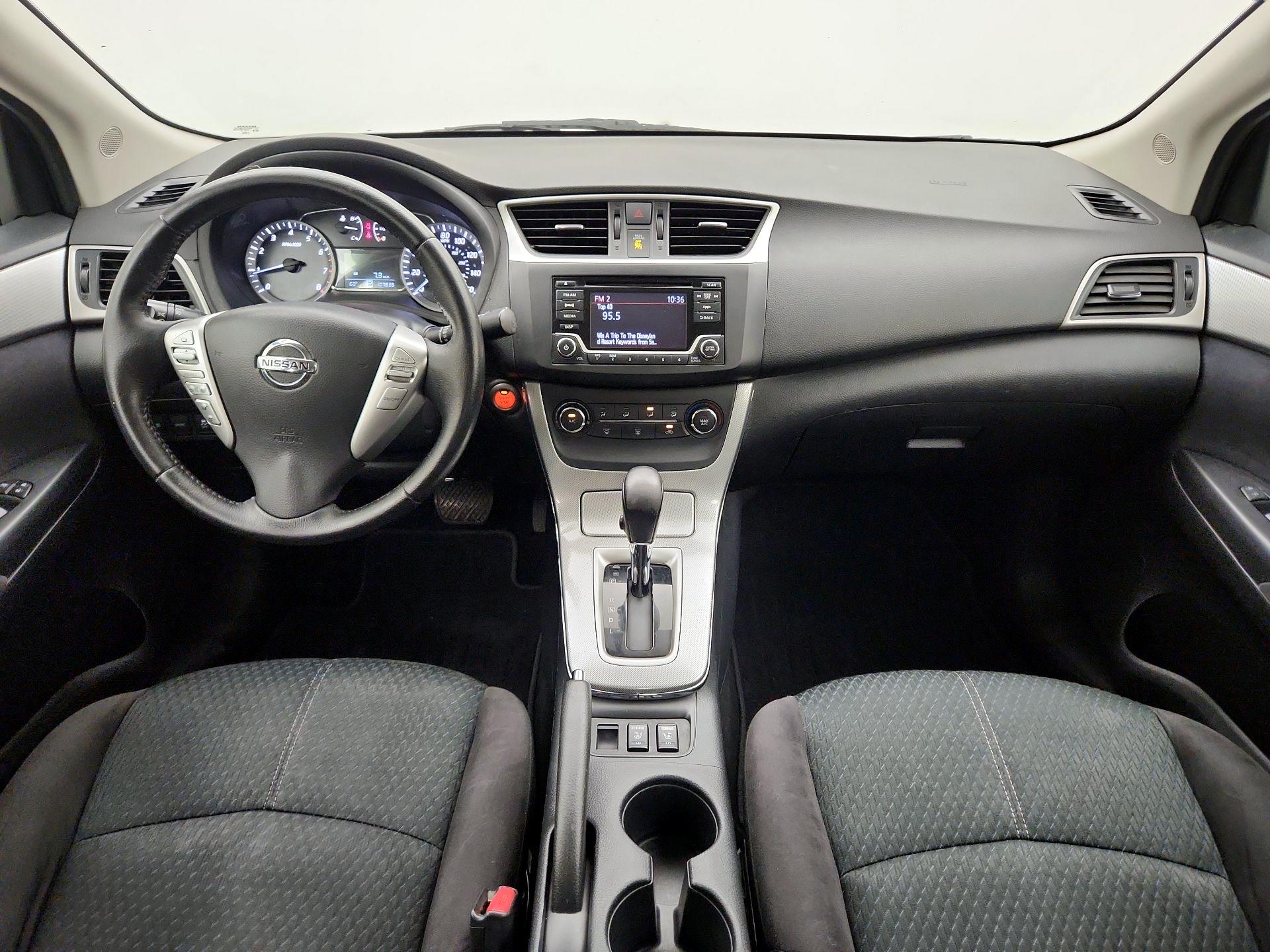 Thumbnail: 2015 Nissan Sentra - 9