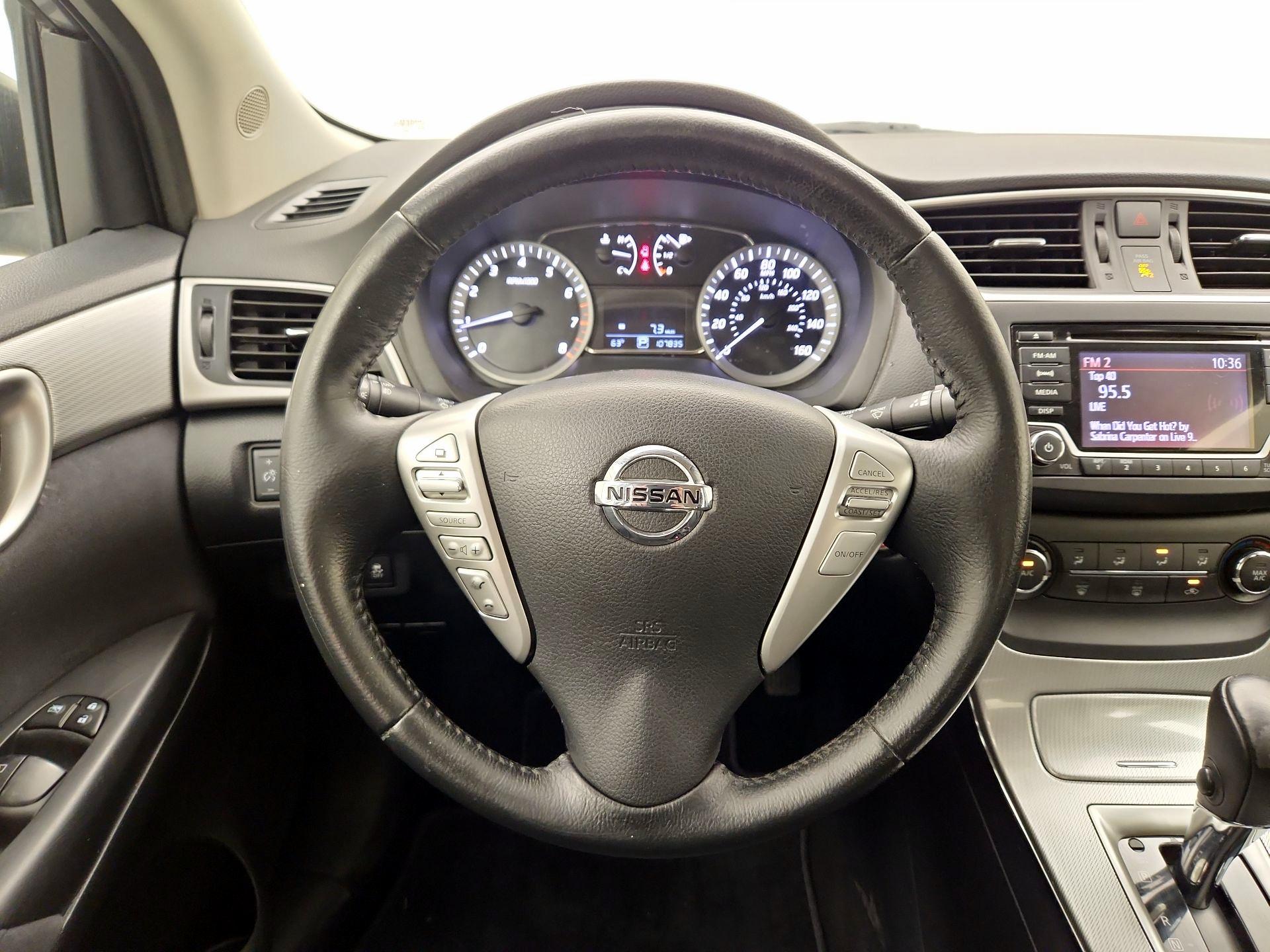 Thumbnail: 2015 Nissan Sentra - 10