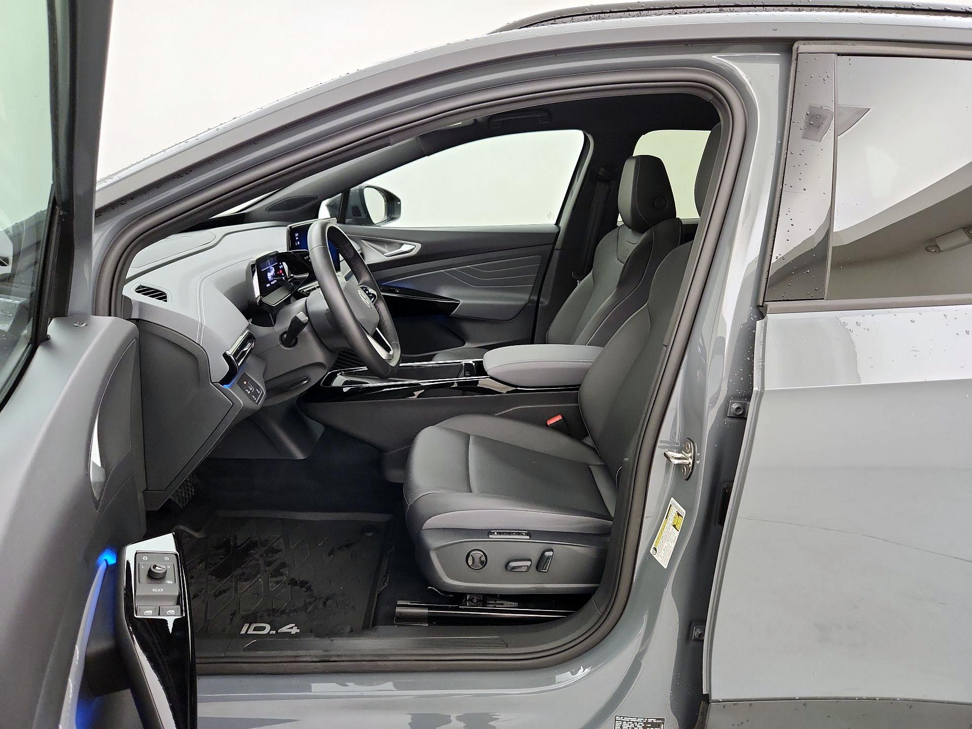 Thumbnail: 2023 Volkswagen ID.4 - 11