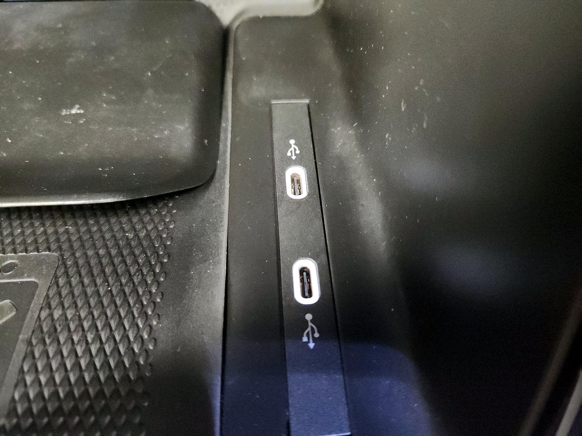 Thumbnail: 2023 Volkswagen ID.4 - 19