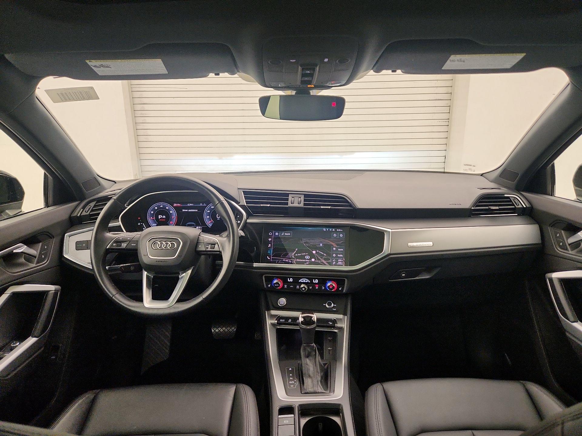 Thumbnail: 2020 Audi Q3 - 9