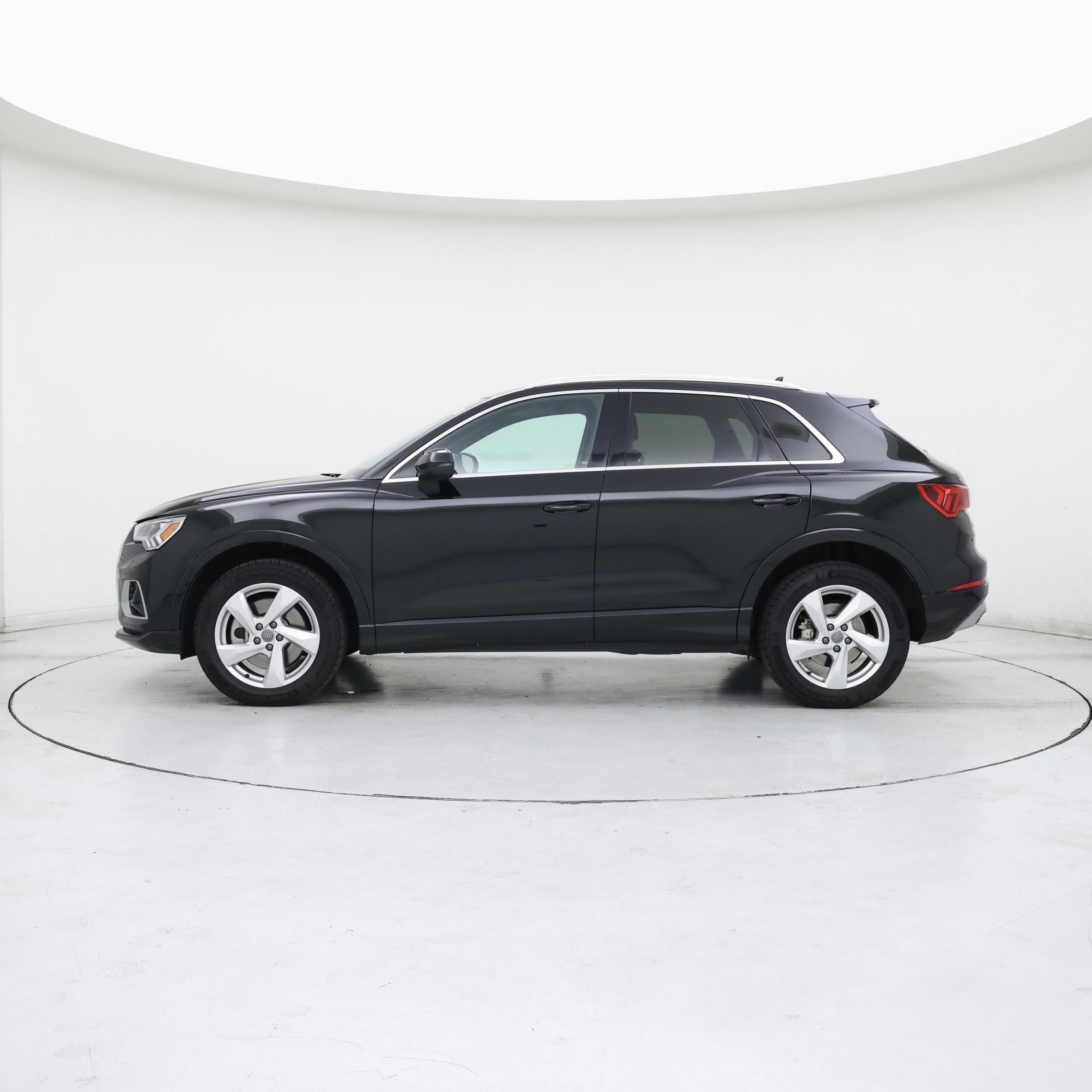 Thumbnail: 2020 Audi Q3 - 3