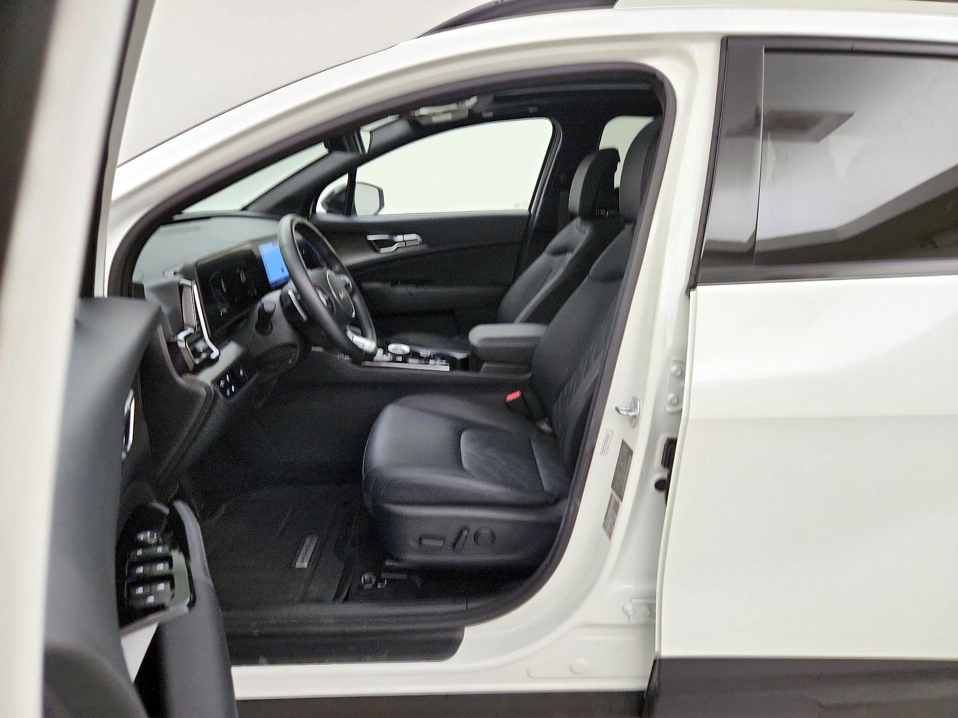 Thumbnail: 2025 Kia Sportage - 11