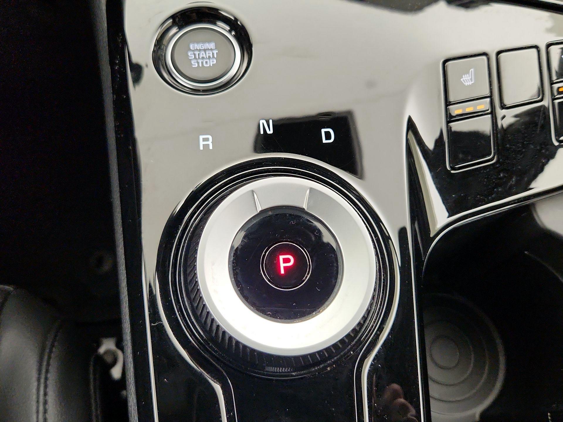 Thumbnail: 2025 Kia Sportage - 18