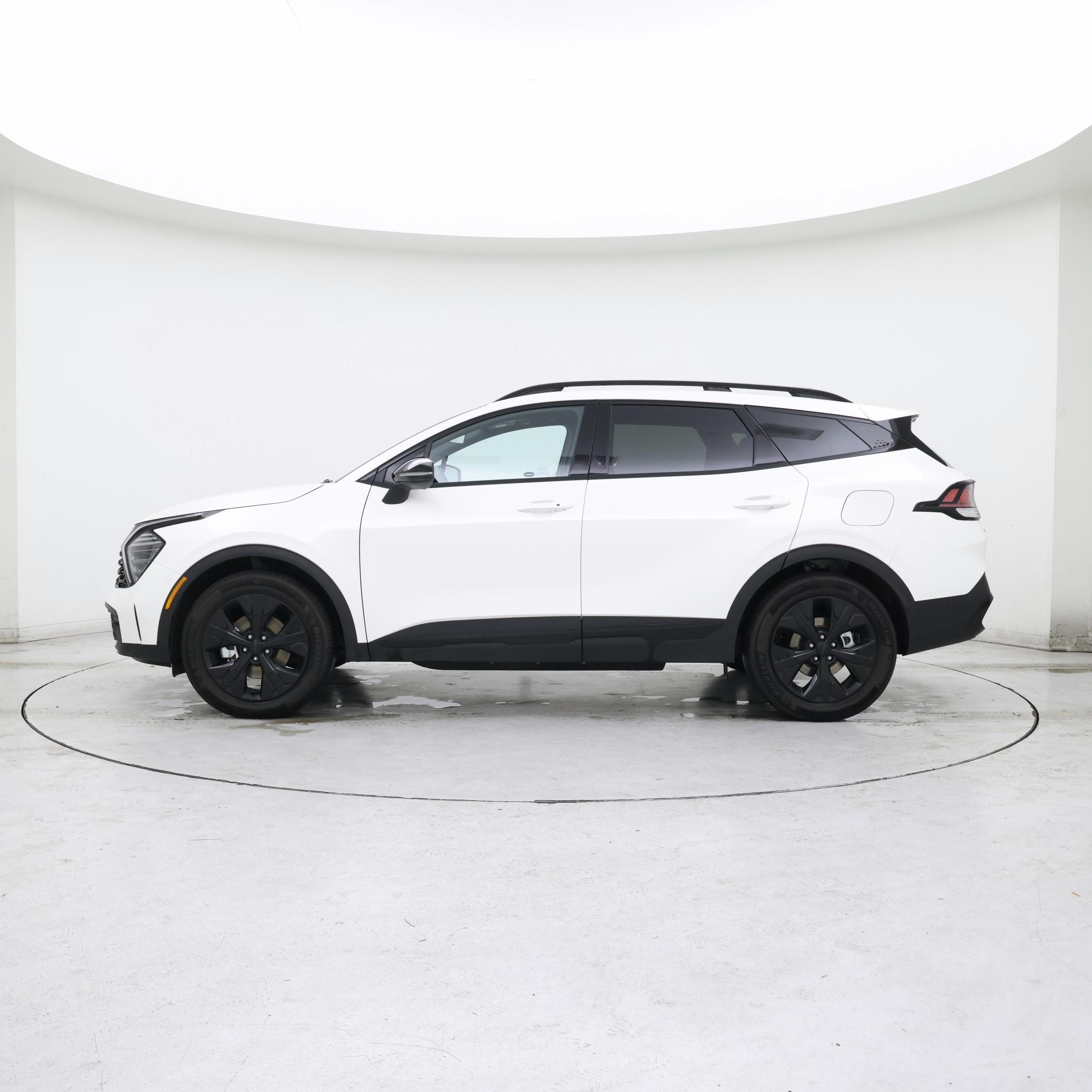 Thumbnail: 2025 Kia Sportage - 3