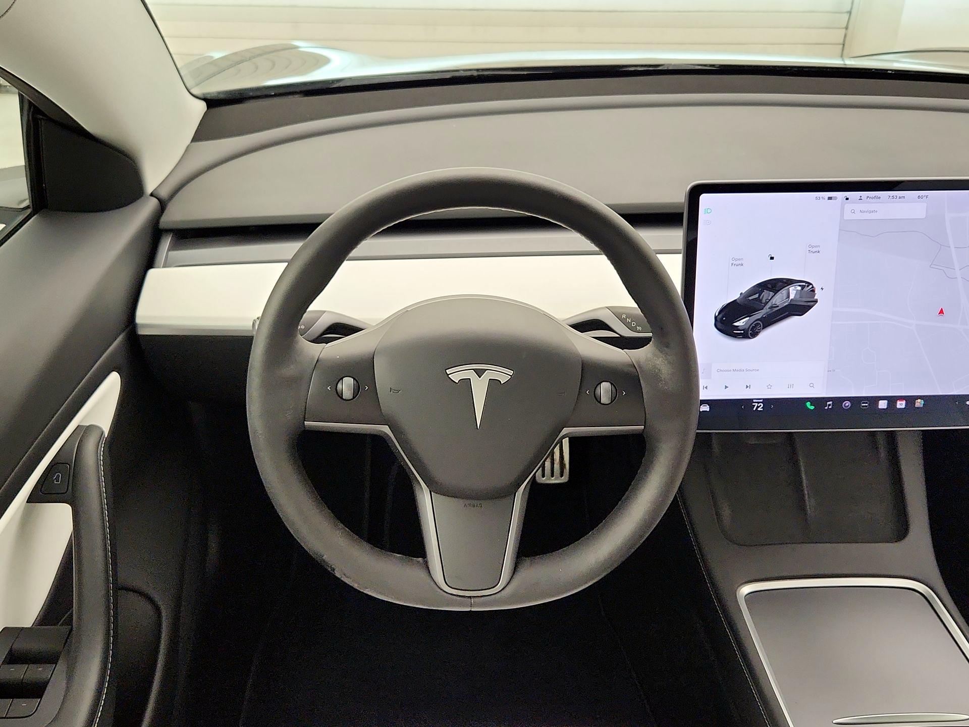 Thumbnail: 2021 Tesla Model 3 - 10