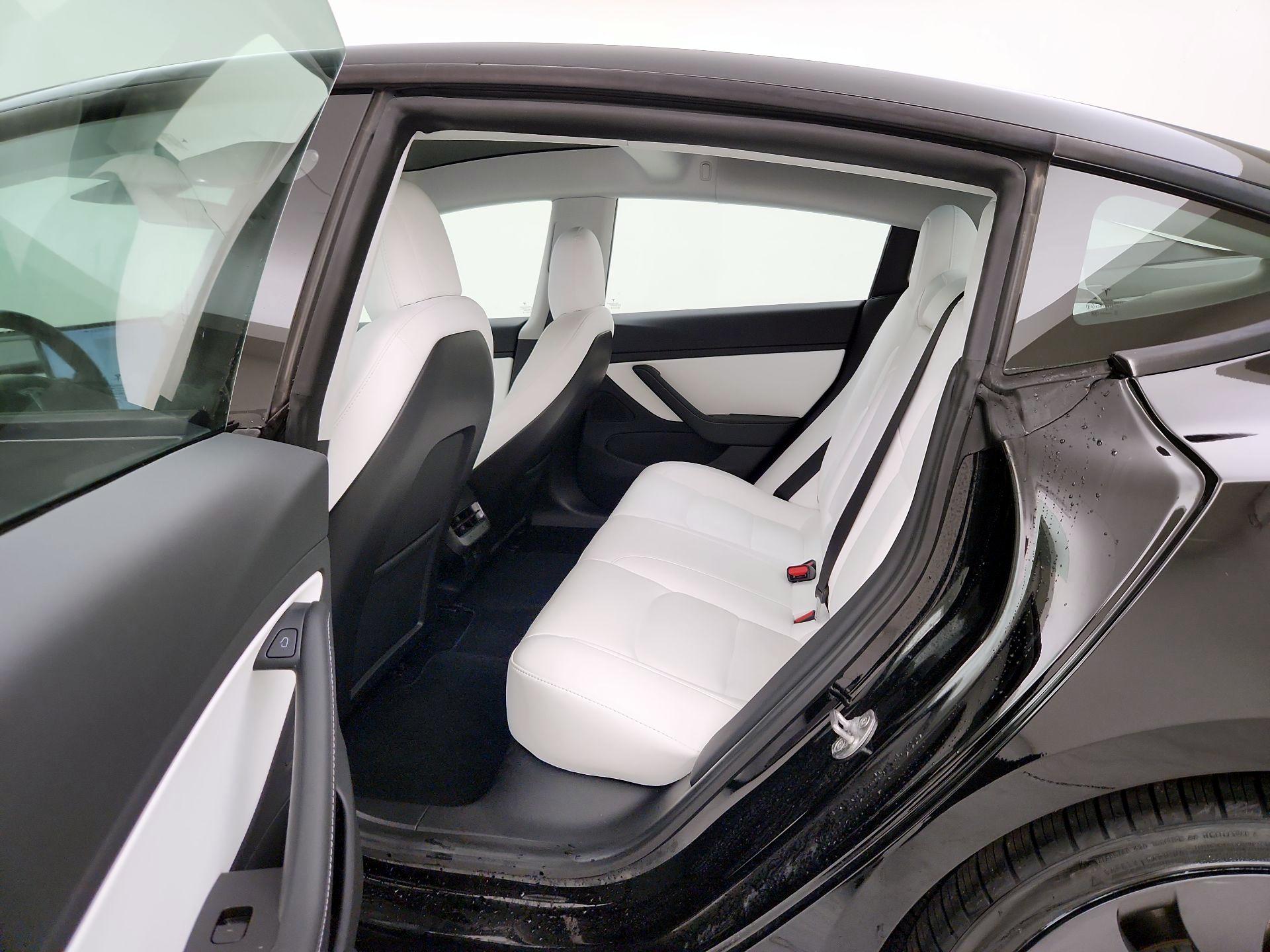 Thumbnail: 2021 Tesla Model 3 - 20