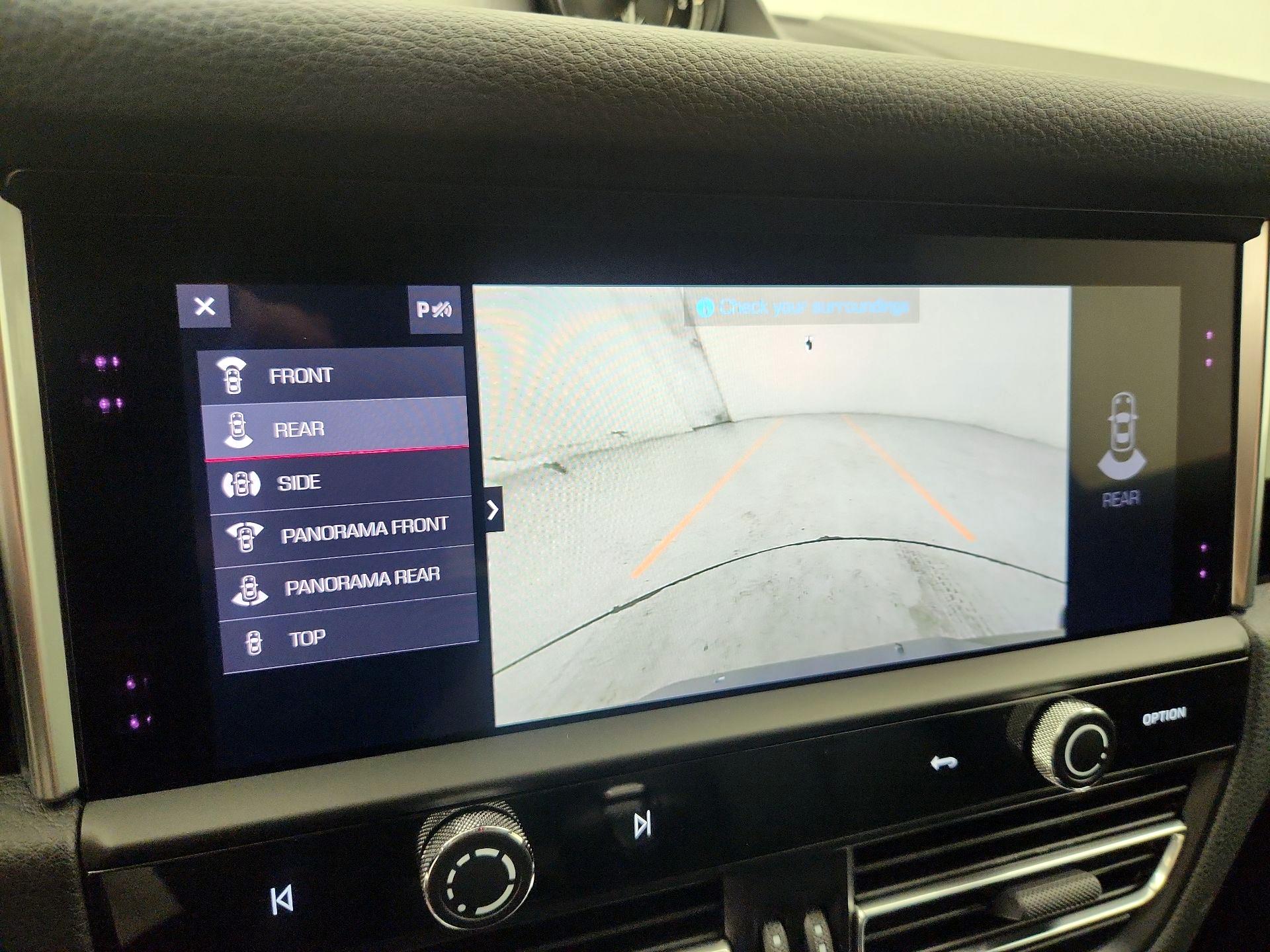 Thumbnail: 2023 Porsche Macan - 15