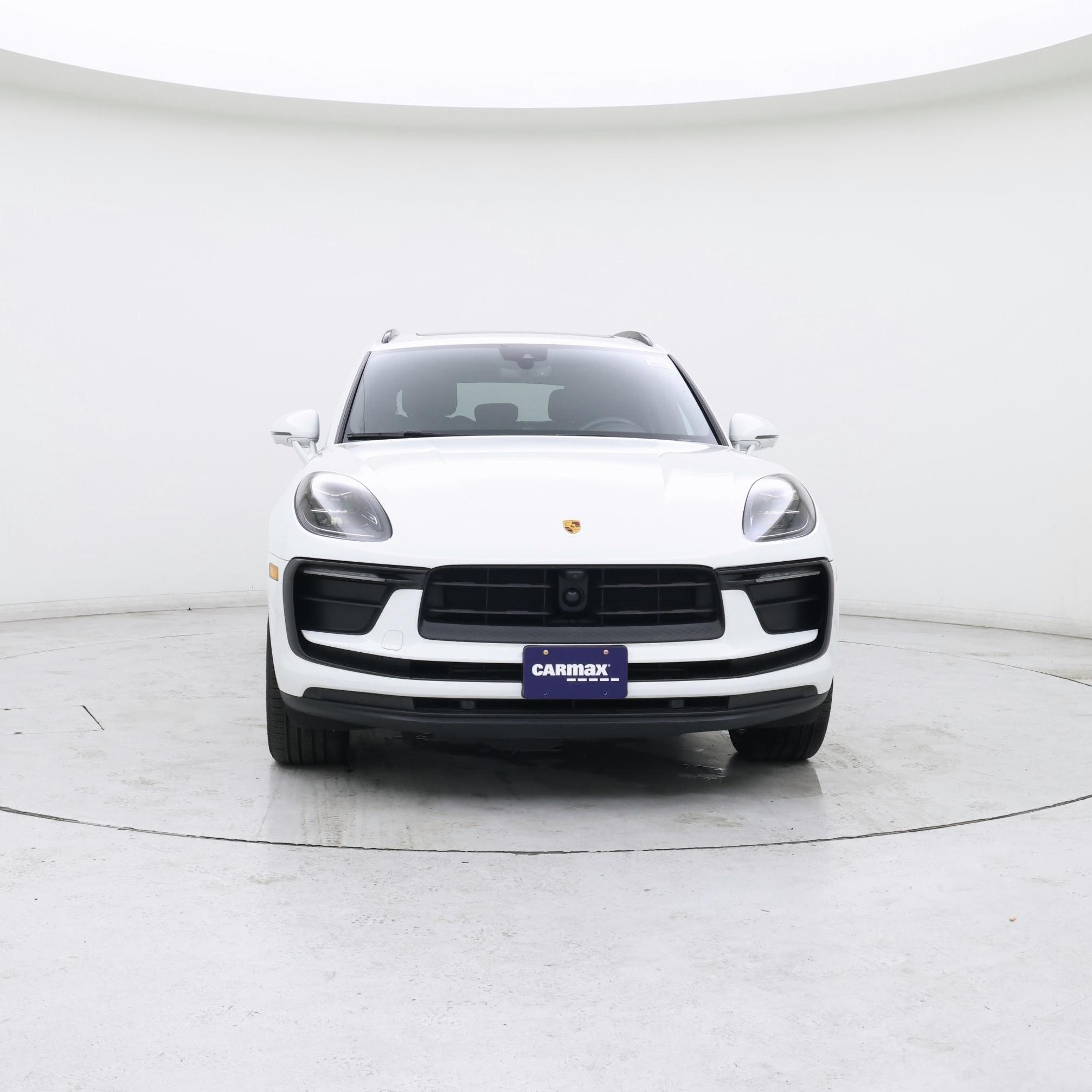 Thumbnail: 2023 Porsche Macan - 5