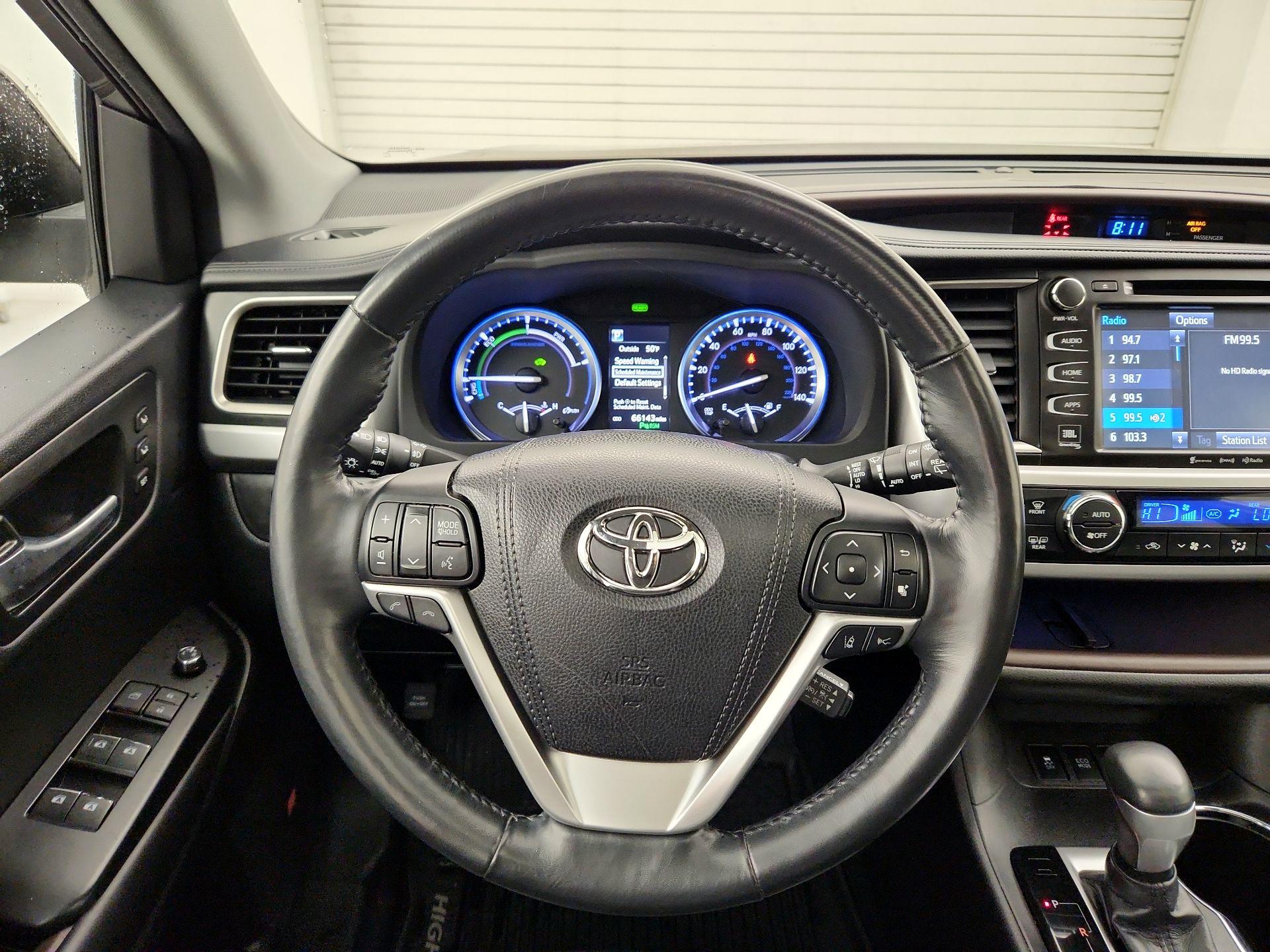 Thumbnail: 2018 Toyota Highlander - 10