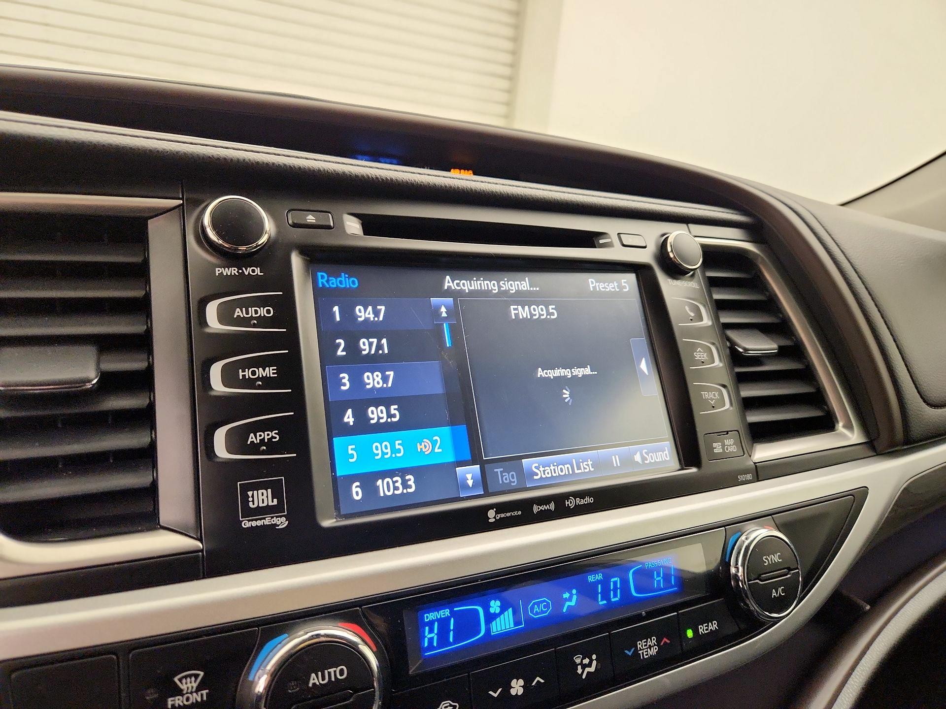 Thumbnail: 2018 Toyota Highlander - 15