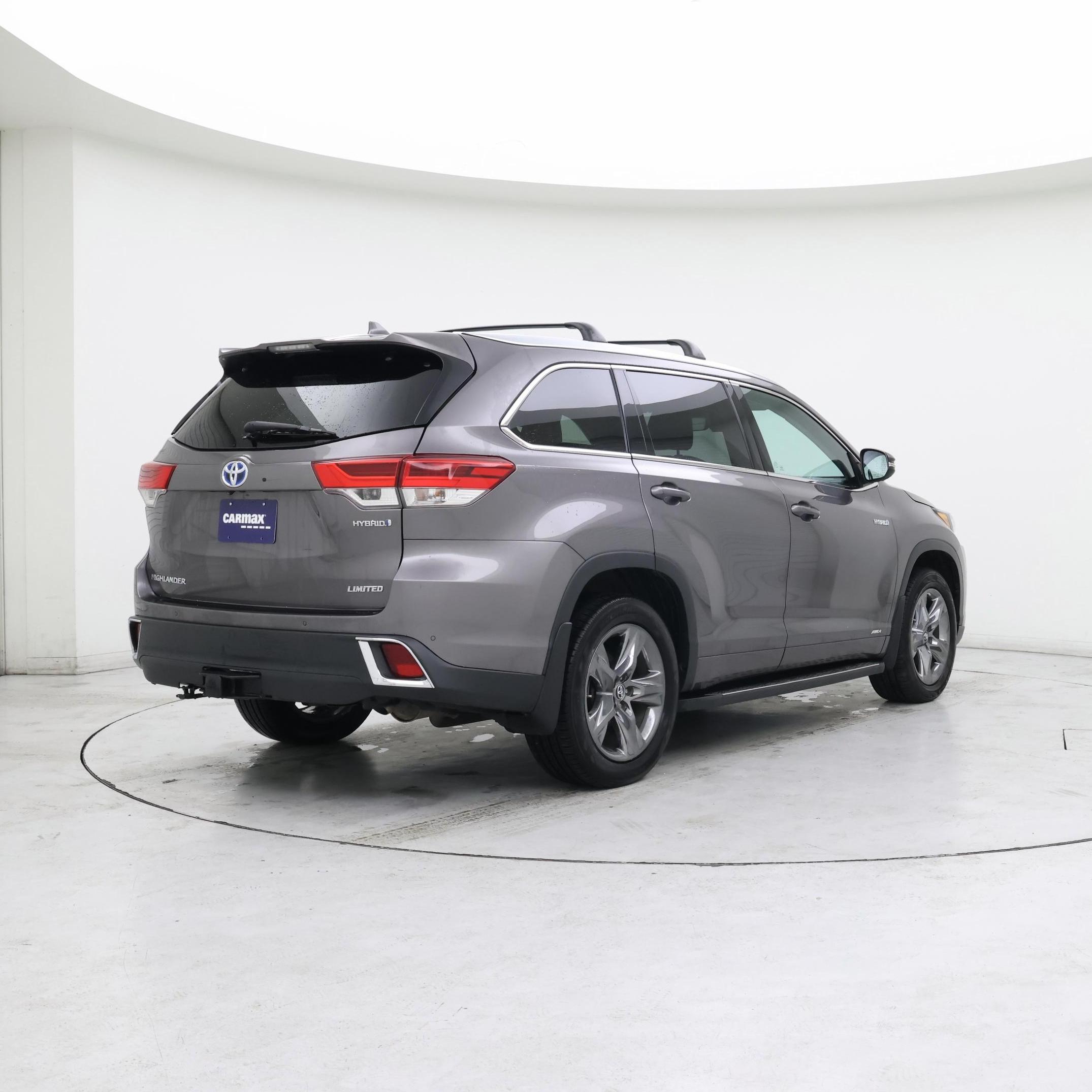 Thumbnail: 2018 Toyota Highlander - 8