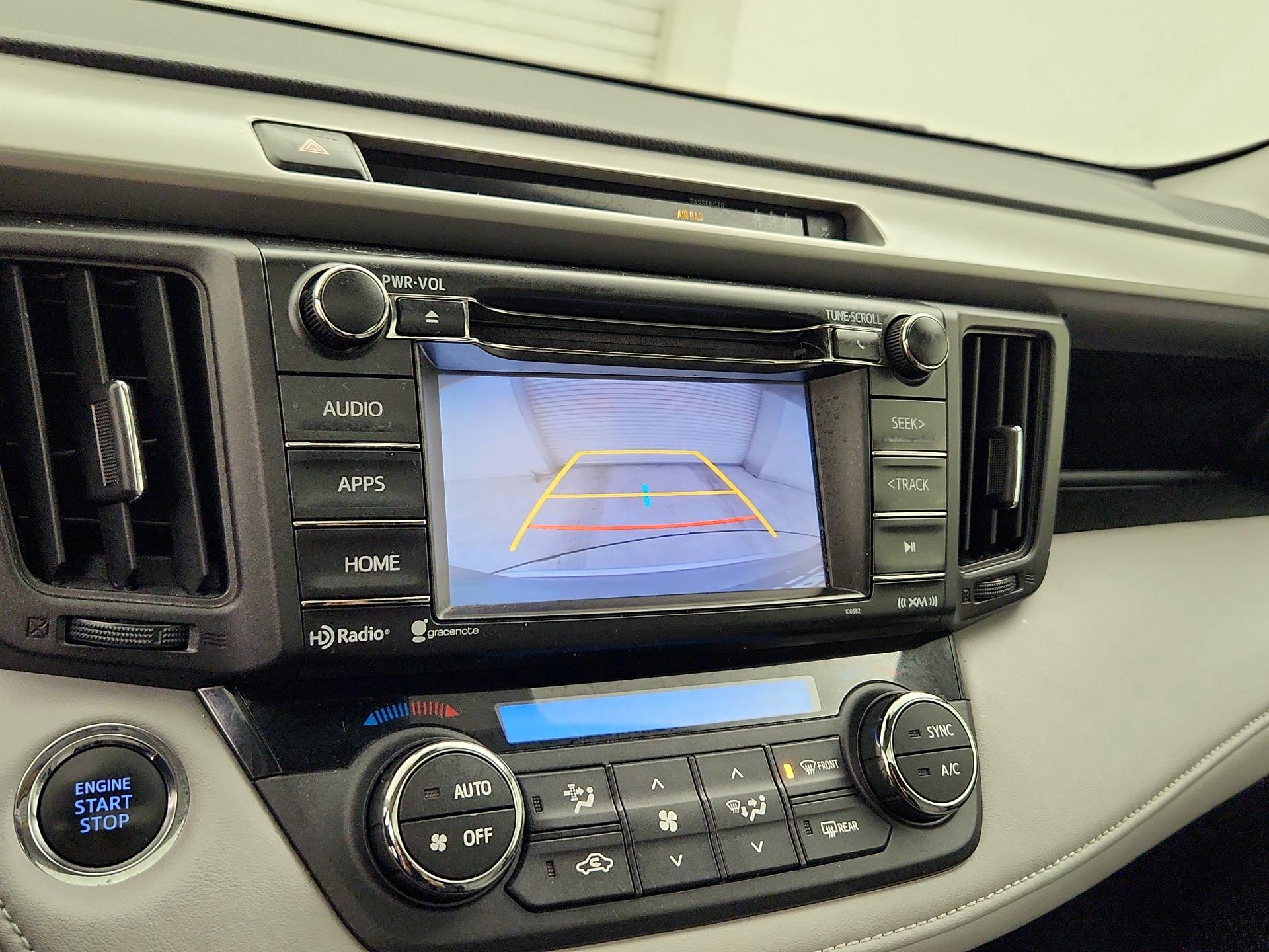 Thumbnail: 2018 Toyota RAV4 - 14