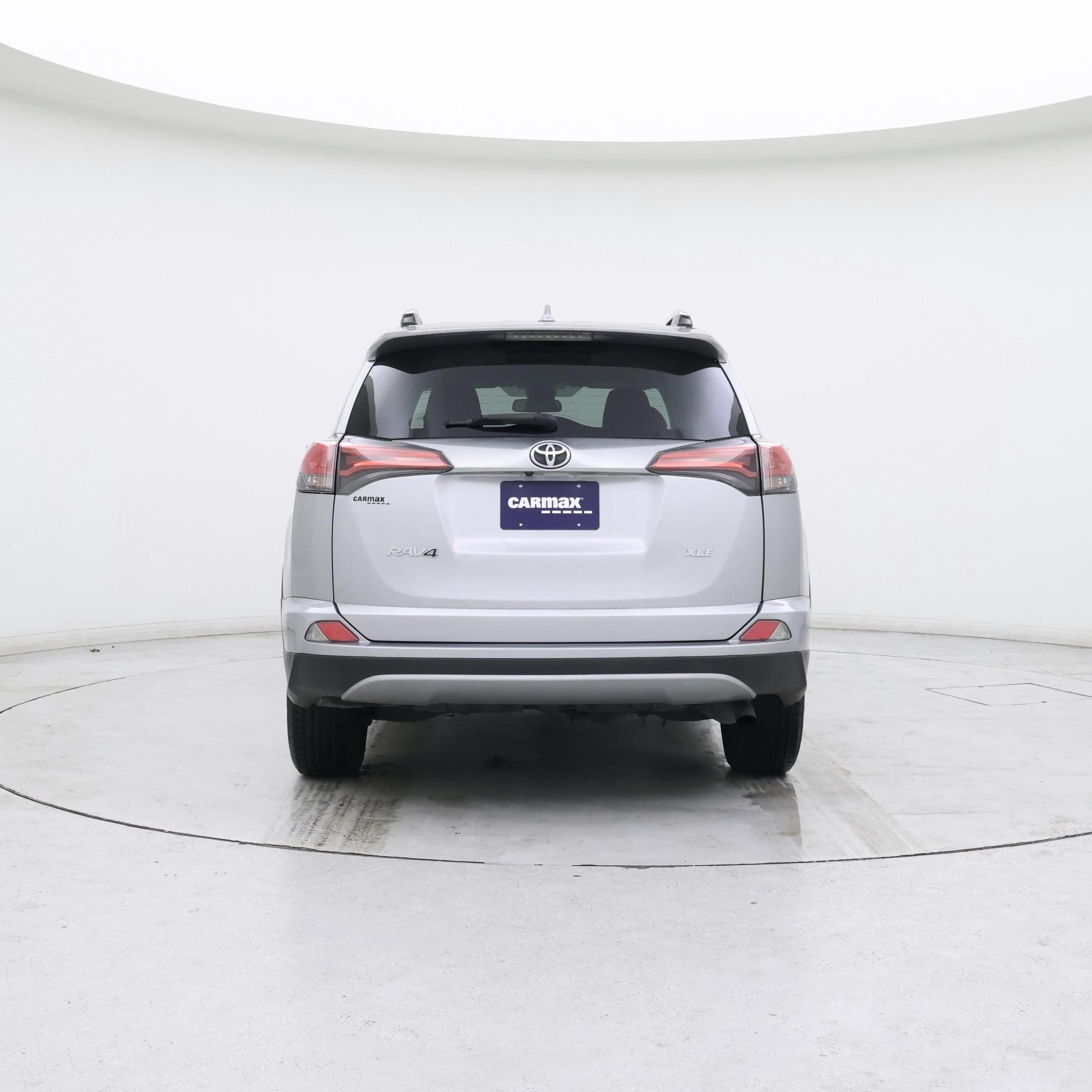 Thumbnail: 2018 Toyota RAV4 - 6