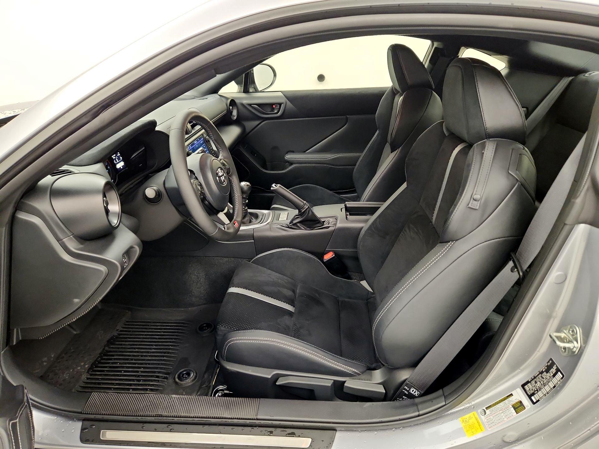 Thumbnail: 2024 Toyota GR86 - 11