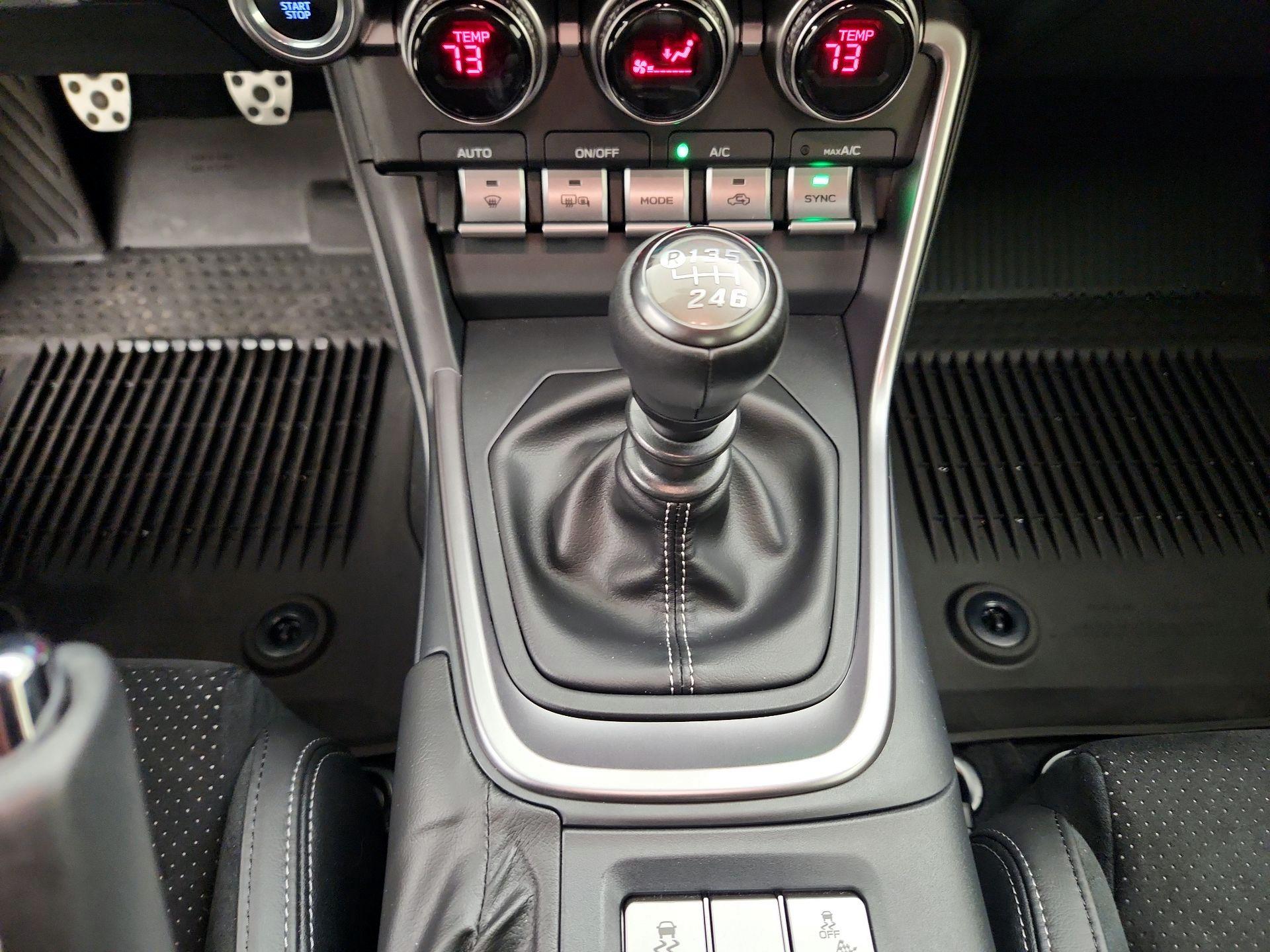 Thumbnail: 2024 Toyota GR86 - 17