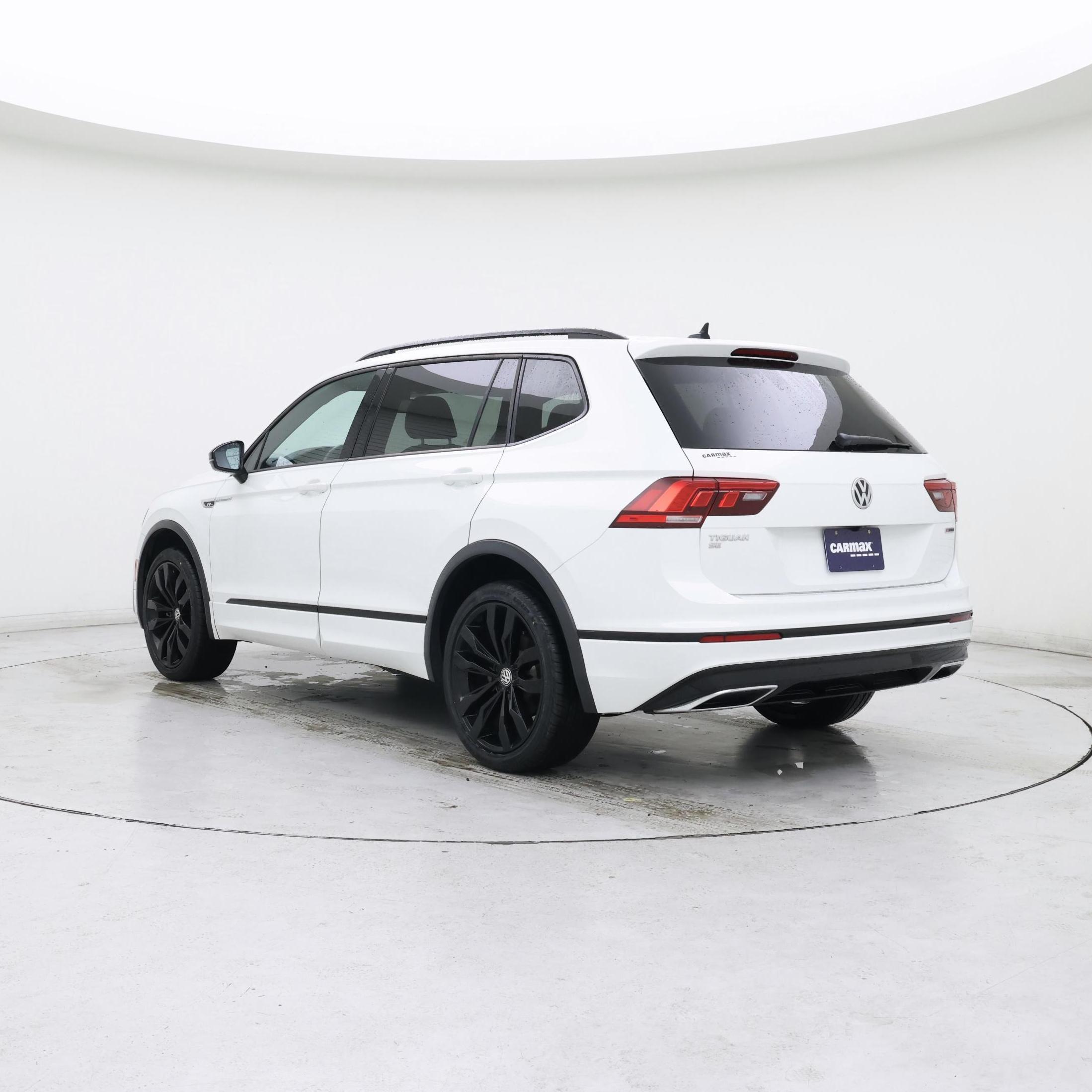 Thumbnail: 2021 Volkswagen Tiguan - 2