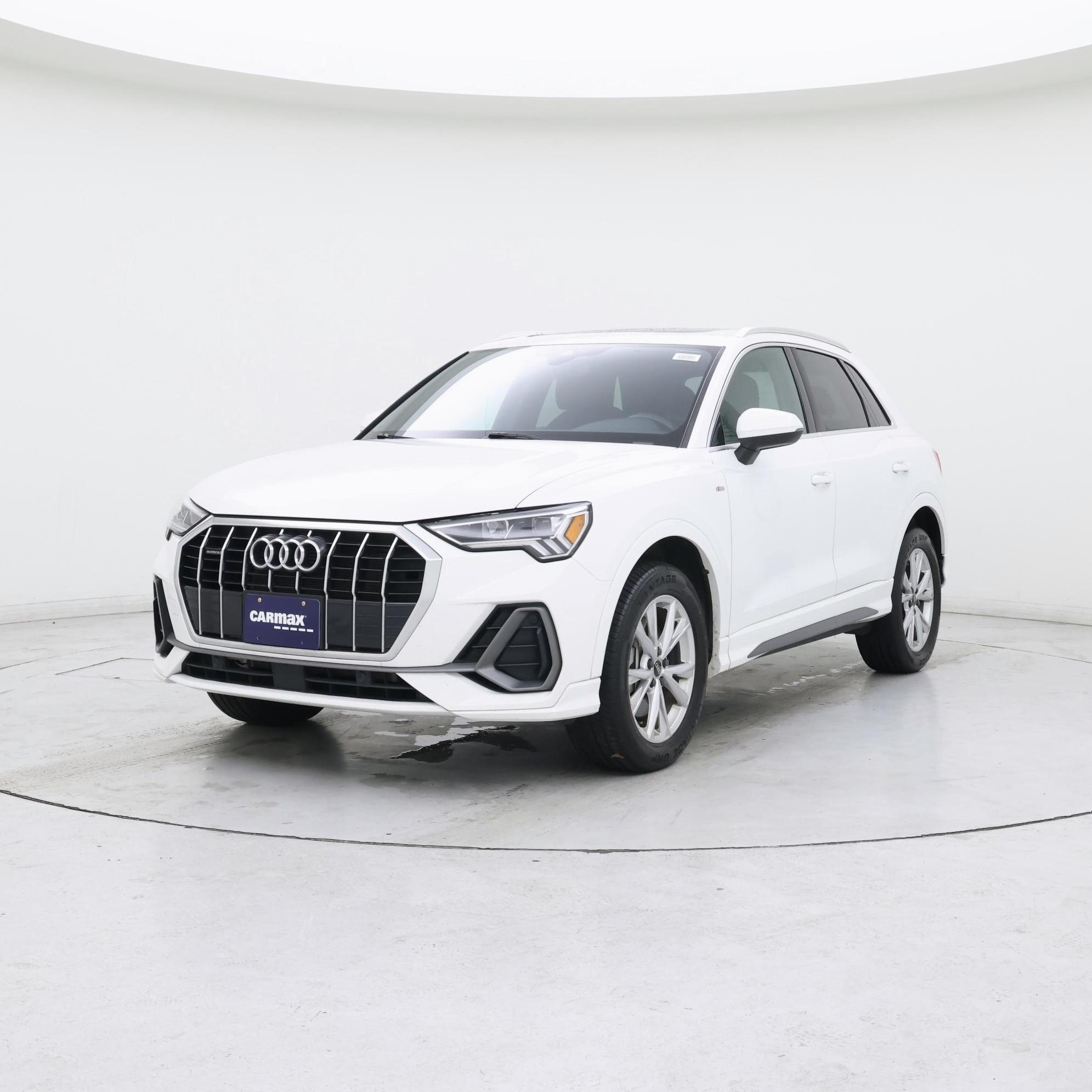 Thumbnail: 2023 Audi Q3 - 4