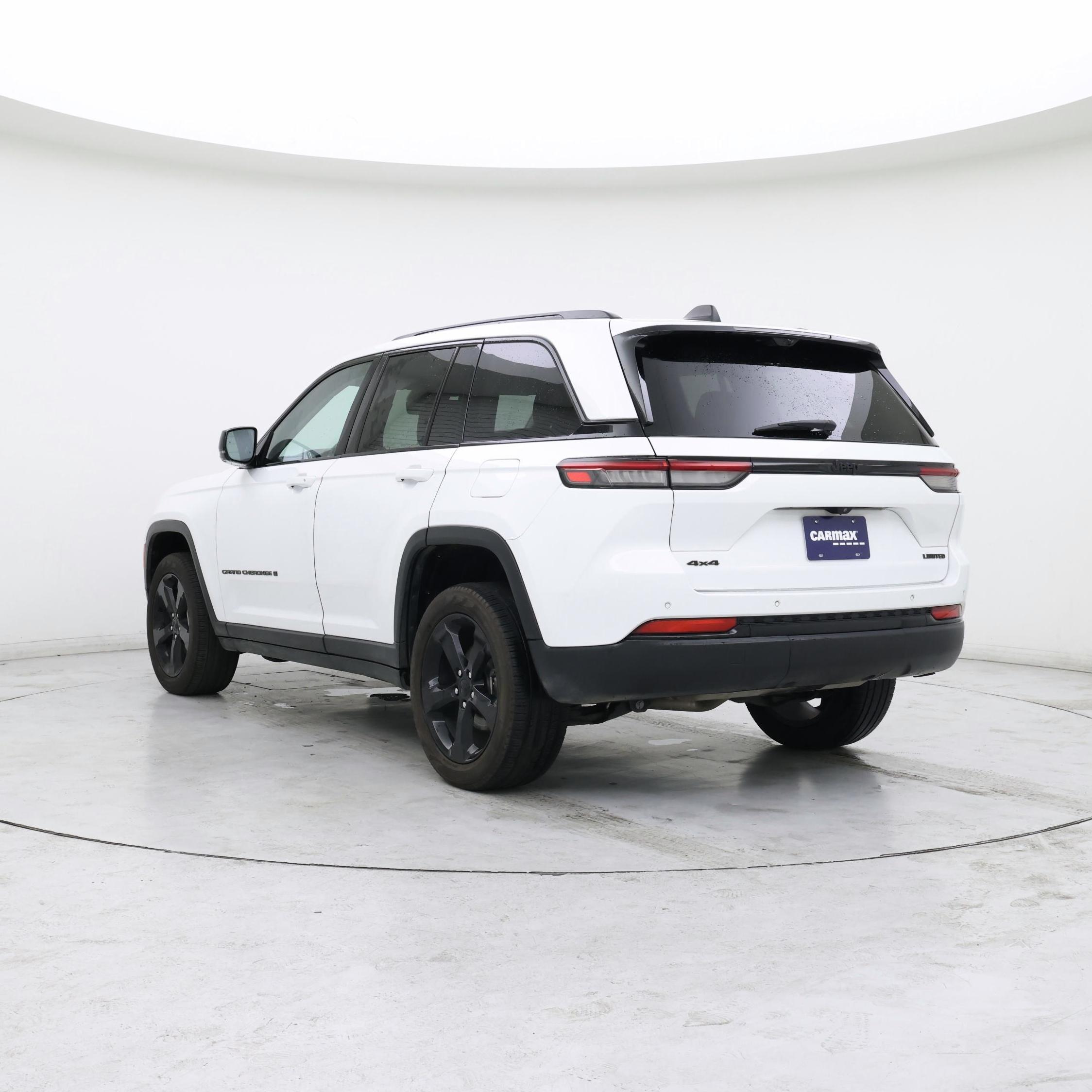 Thumbnail: 2023 Jeep Grand Cherokee - 2