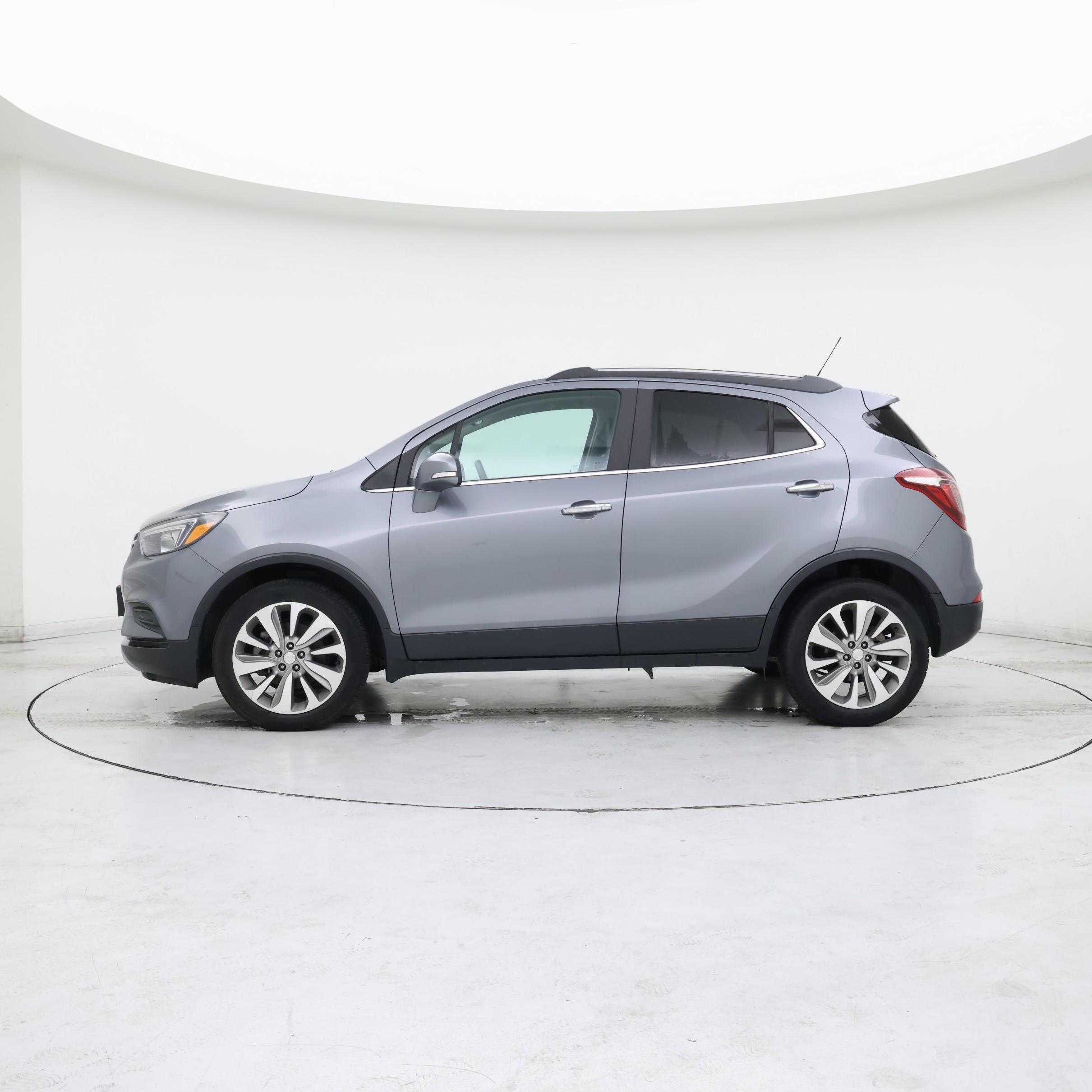 Thumbnail: 2019 Buick Encore - 3