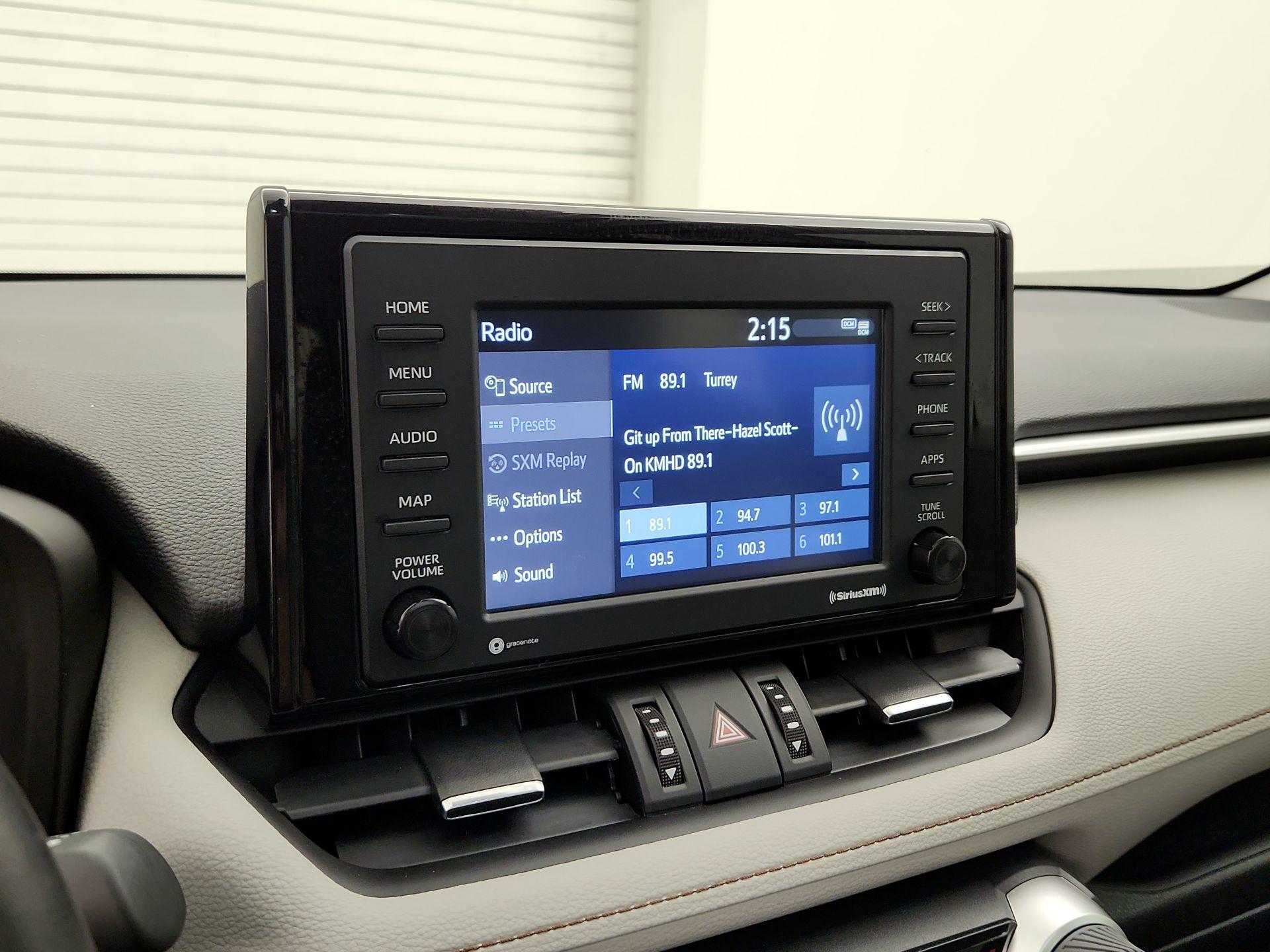 Thumbnail: 2022 Toyota RAV4 - 15