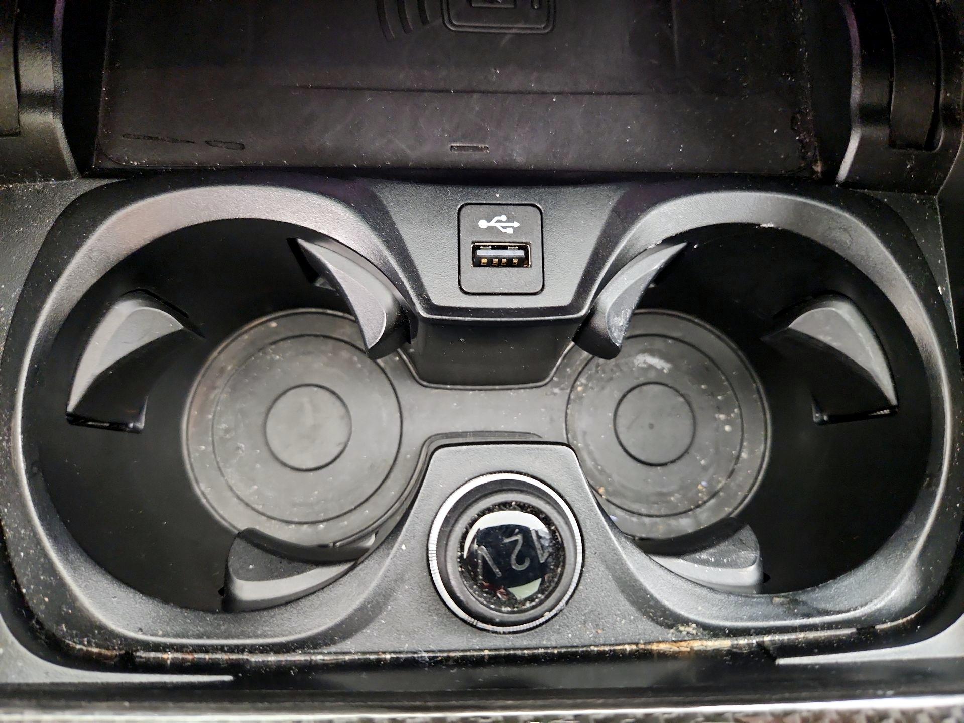 Thumbnail: 2024 BMW M3 - 19