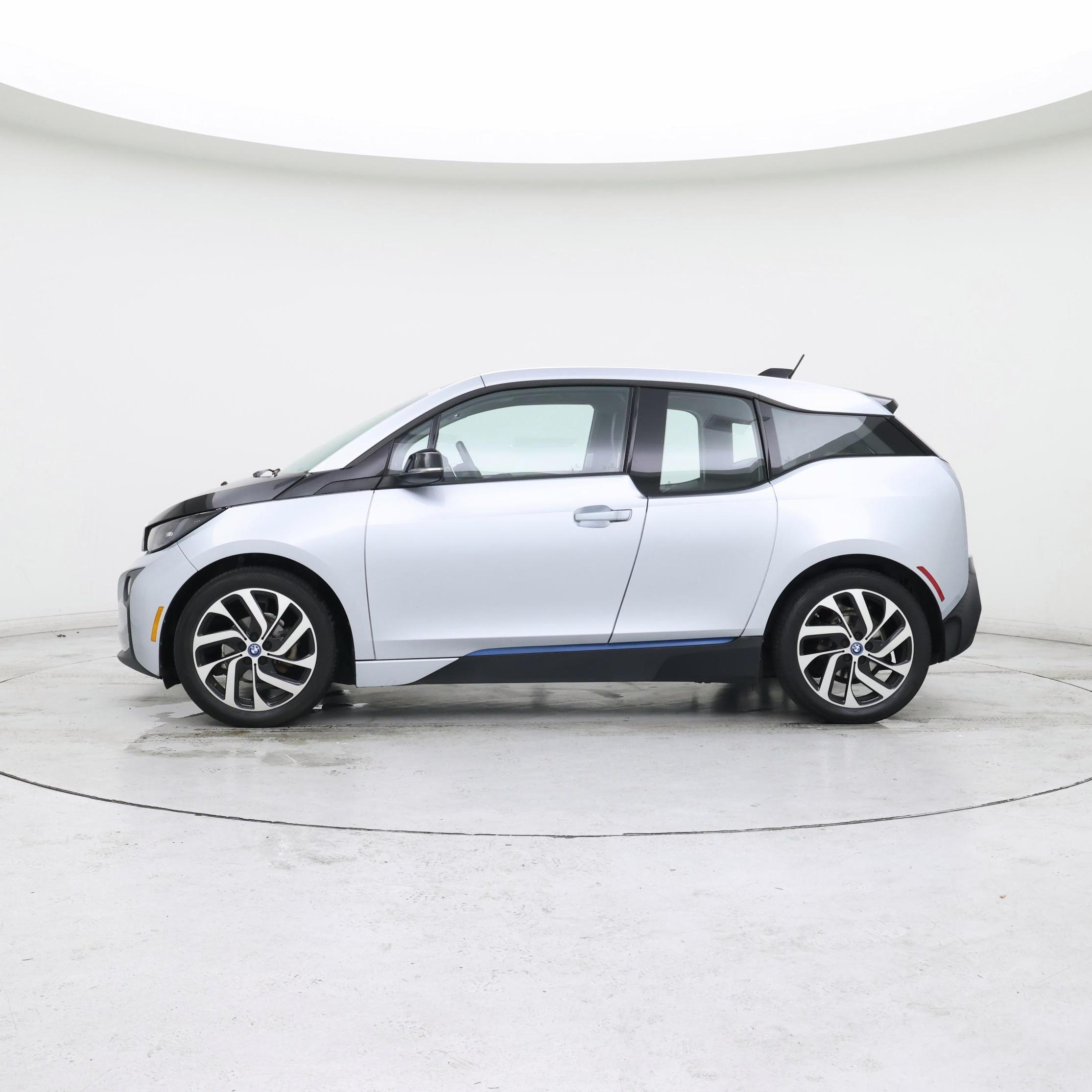 Thumbnail: 2016 BMW i3 - 3