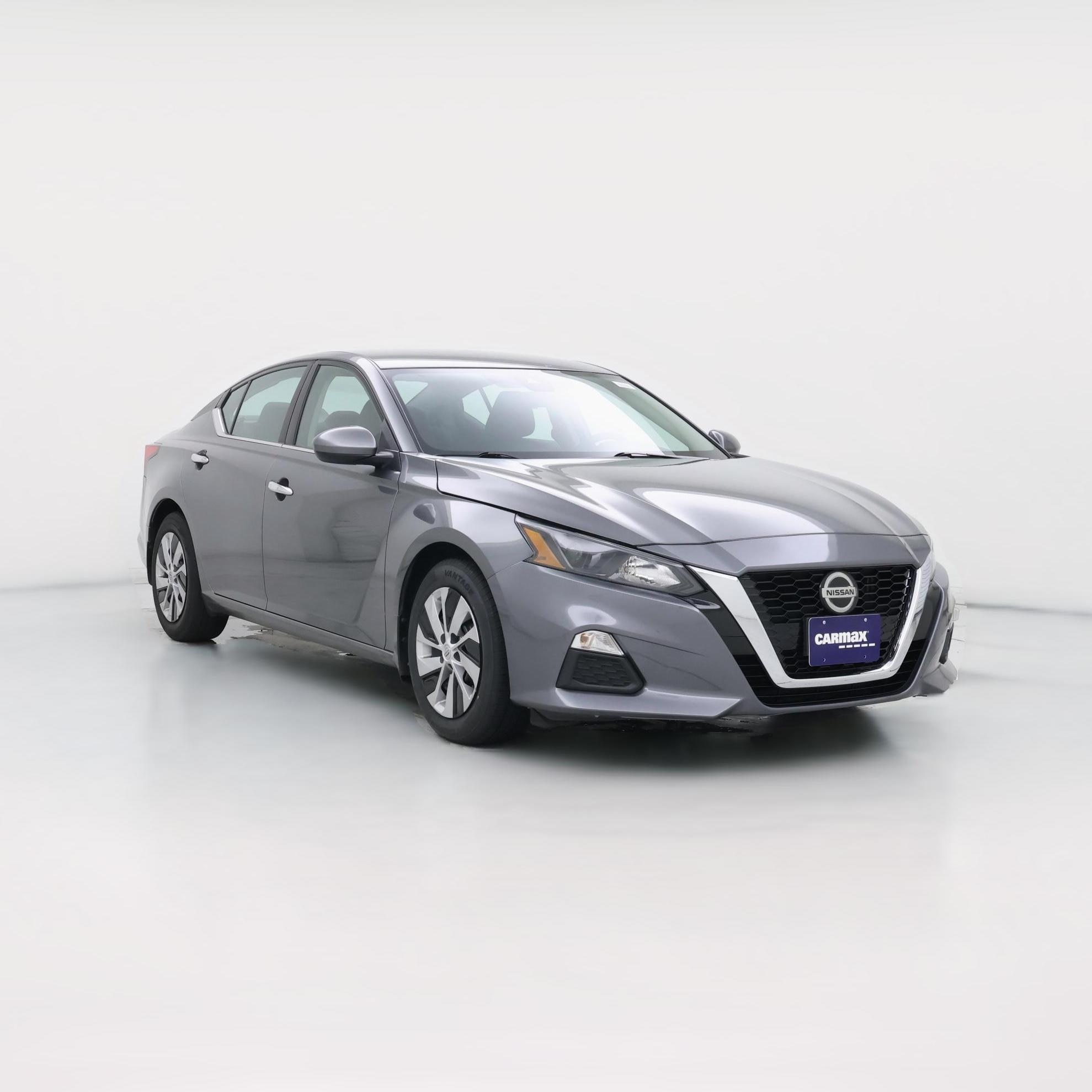 Thumbnail: 2022 Nissan Altima - 1
