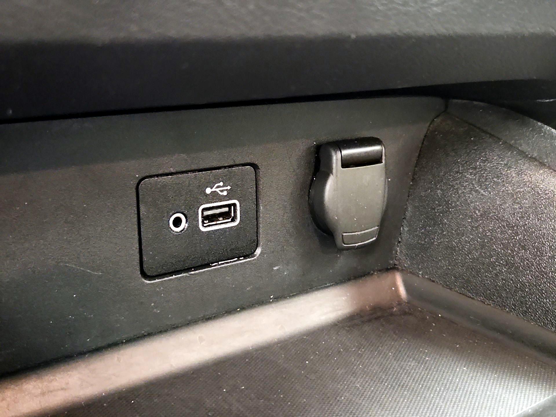 Thumbnail: 2022 Nissan Altima - 18