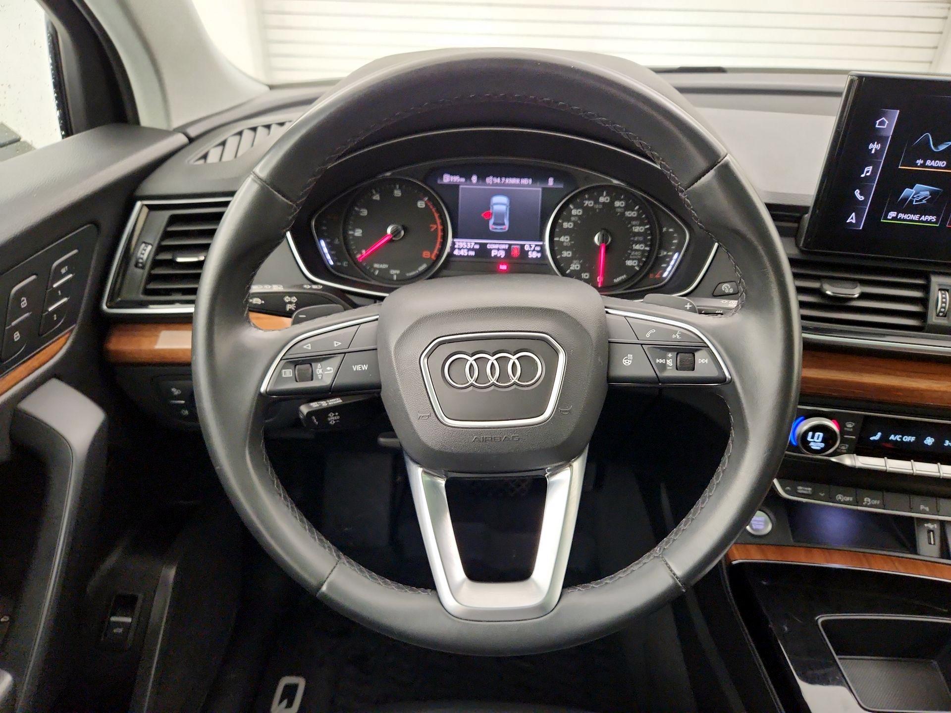 Thumbnail: 2022 Audi Q5 - 10