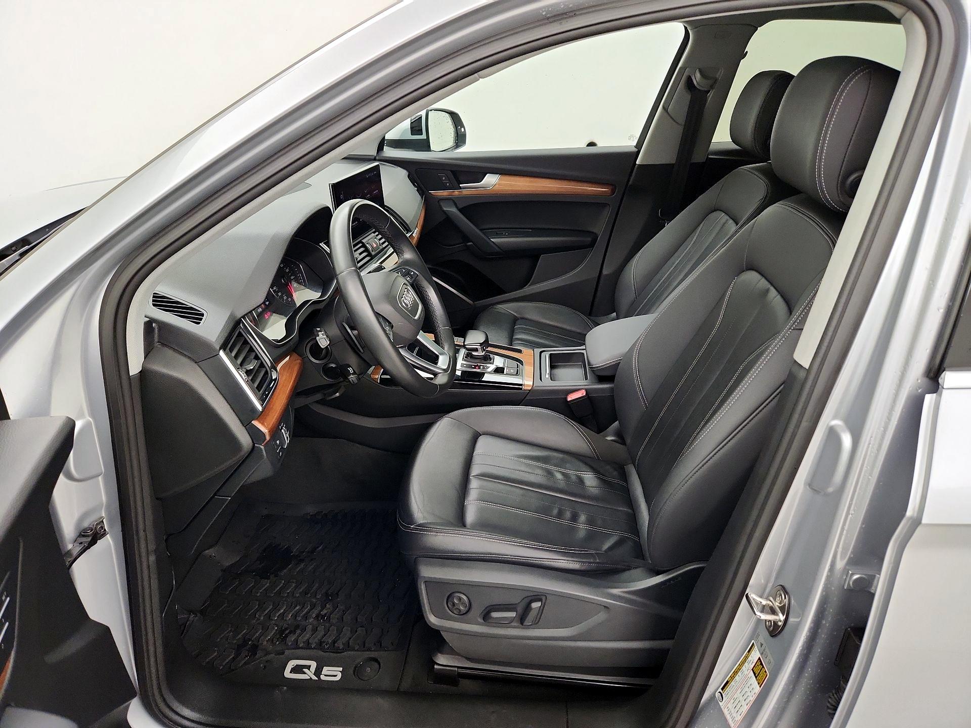 Thumbnail: 2022 Audi Q5 - 11