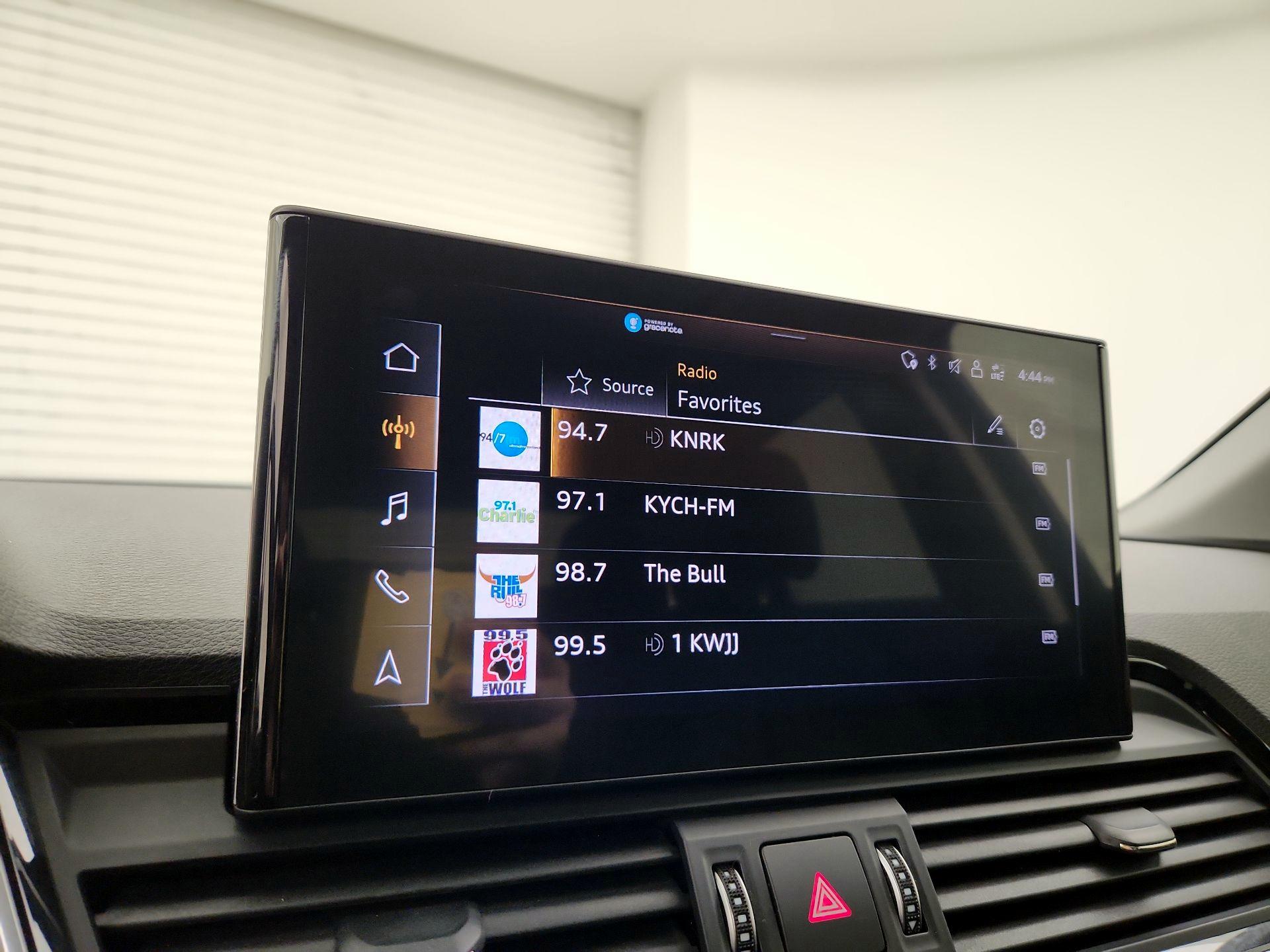 Thumbnail: 2022 Audi Q5 - 15