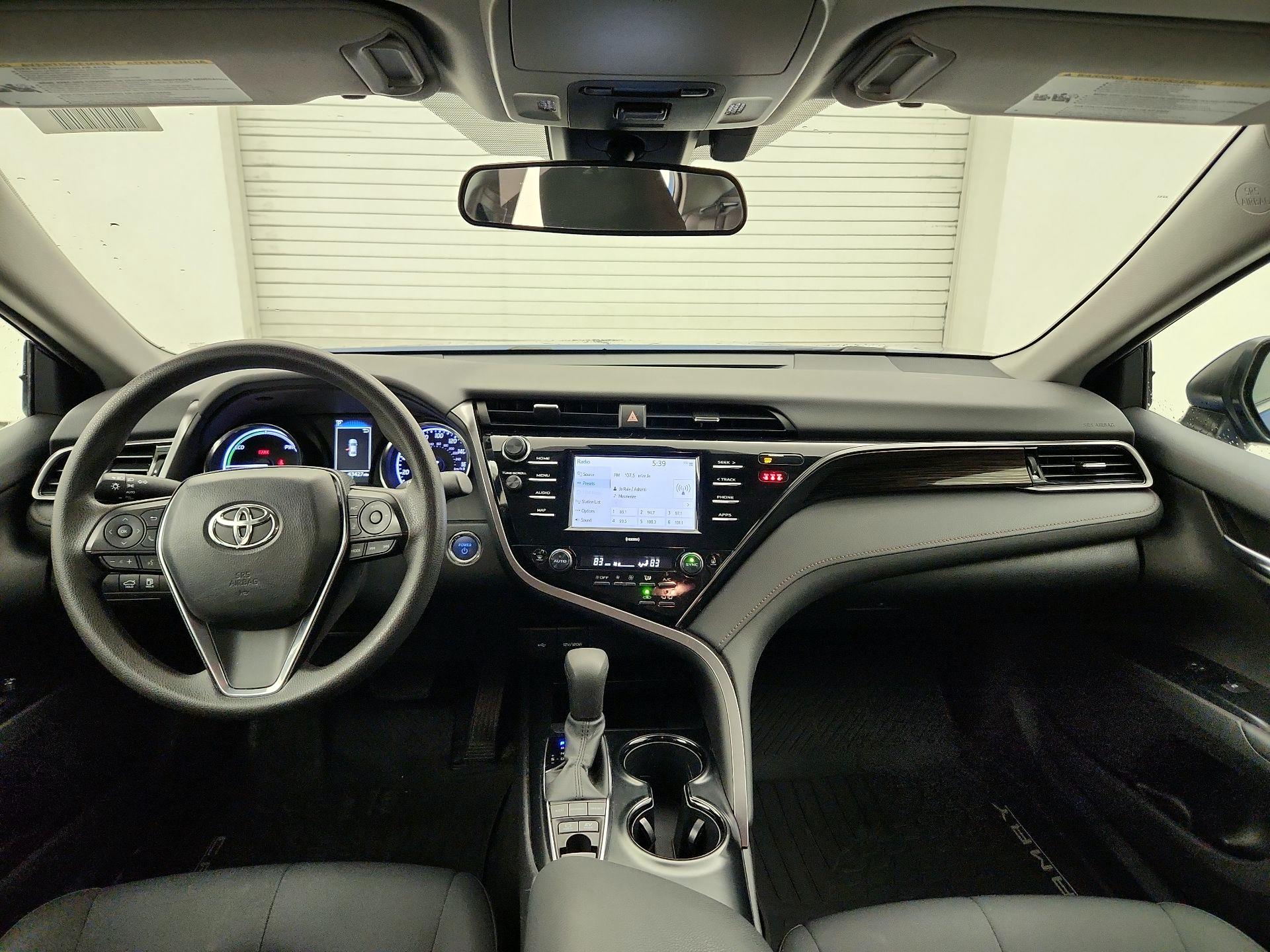 Thumbnail: 2020 Toyota Camry - 9