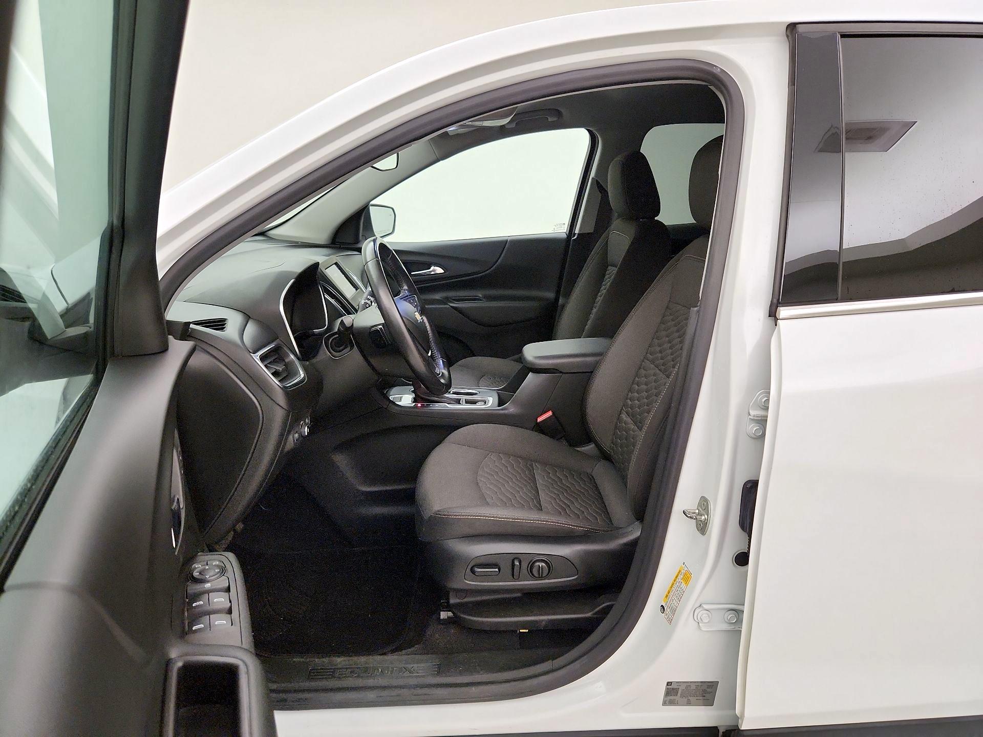 Thumbnail: 2020 Chevrolet Equinox - 11