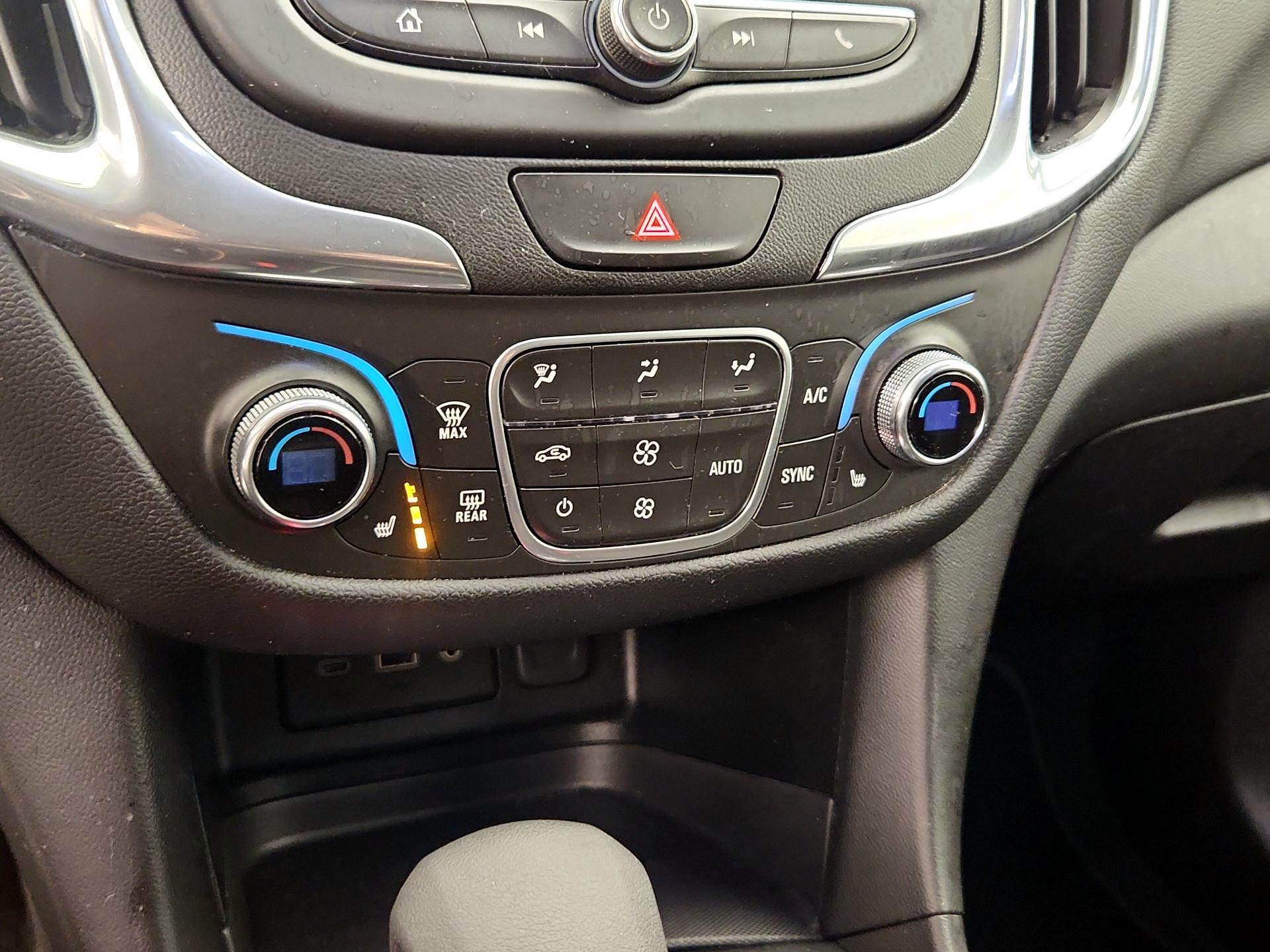 Thumbnail: 2020 Chevrolet Equinox - 16