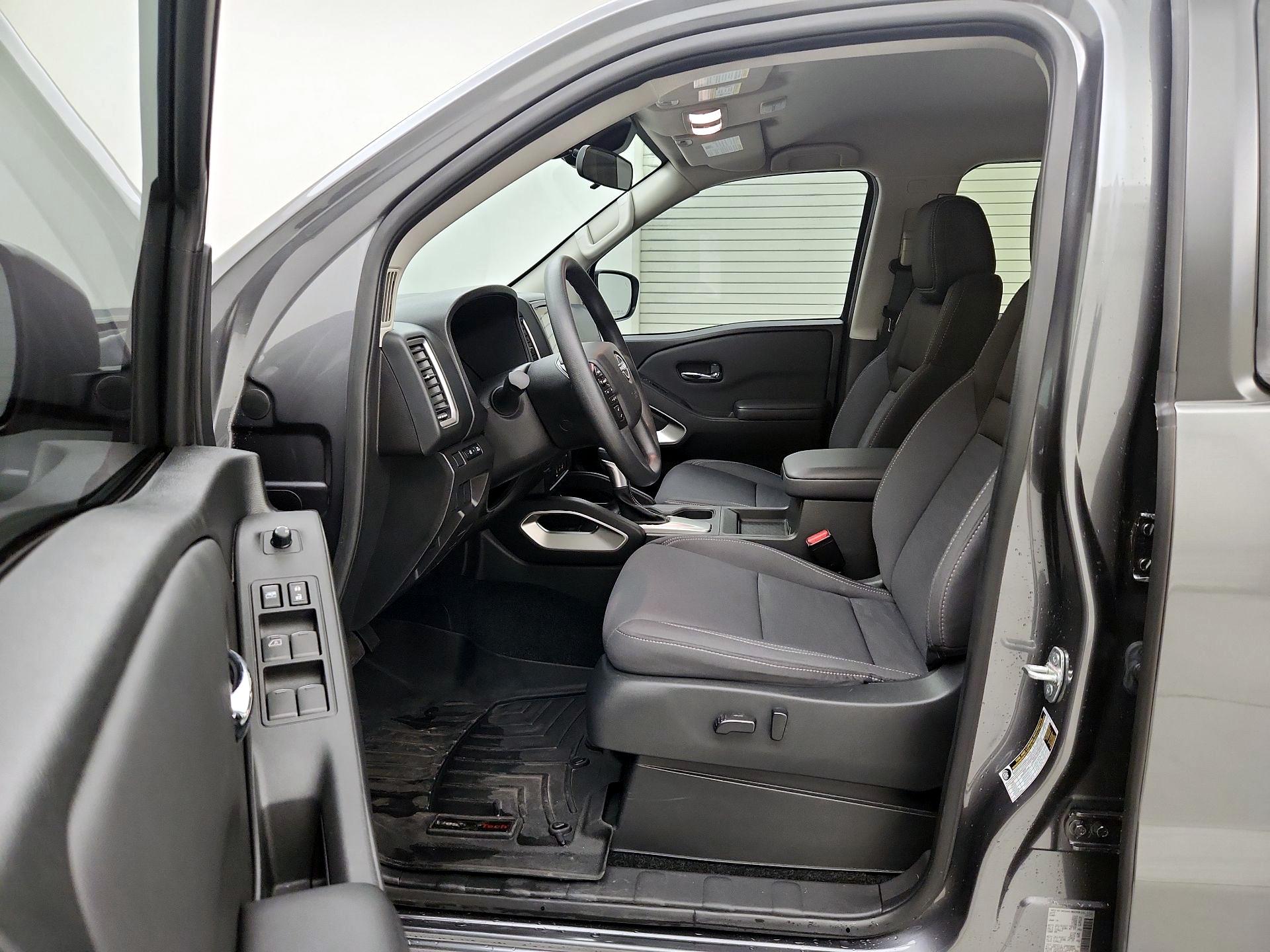 Thumbnail: 2023 Nissan Frontier - 11