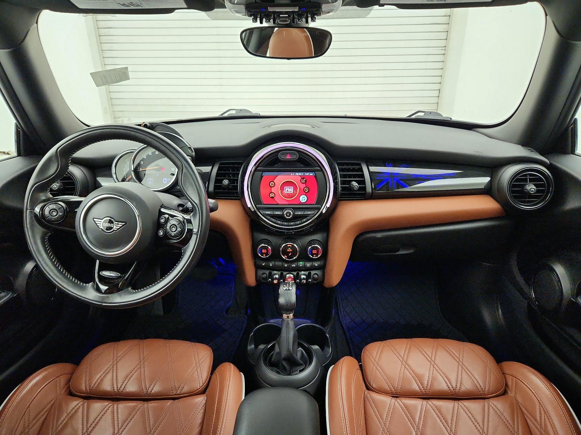 Thumbnail: 2019 MINI Cooper Hardtop - 9
