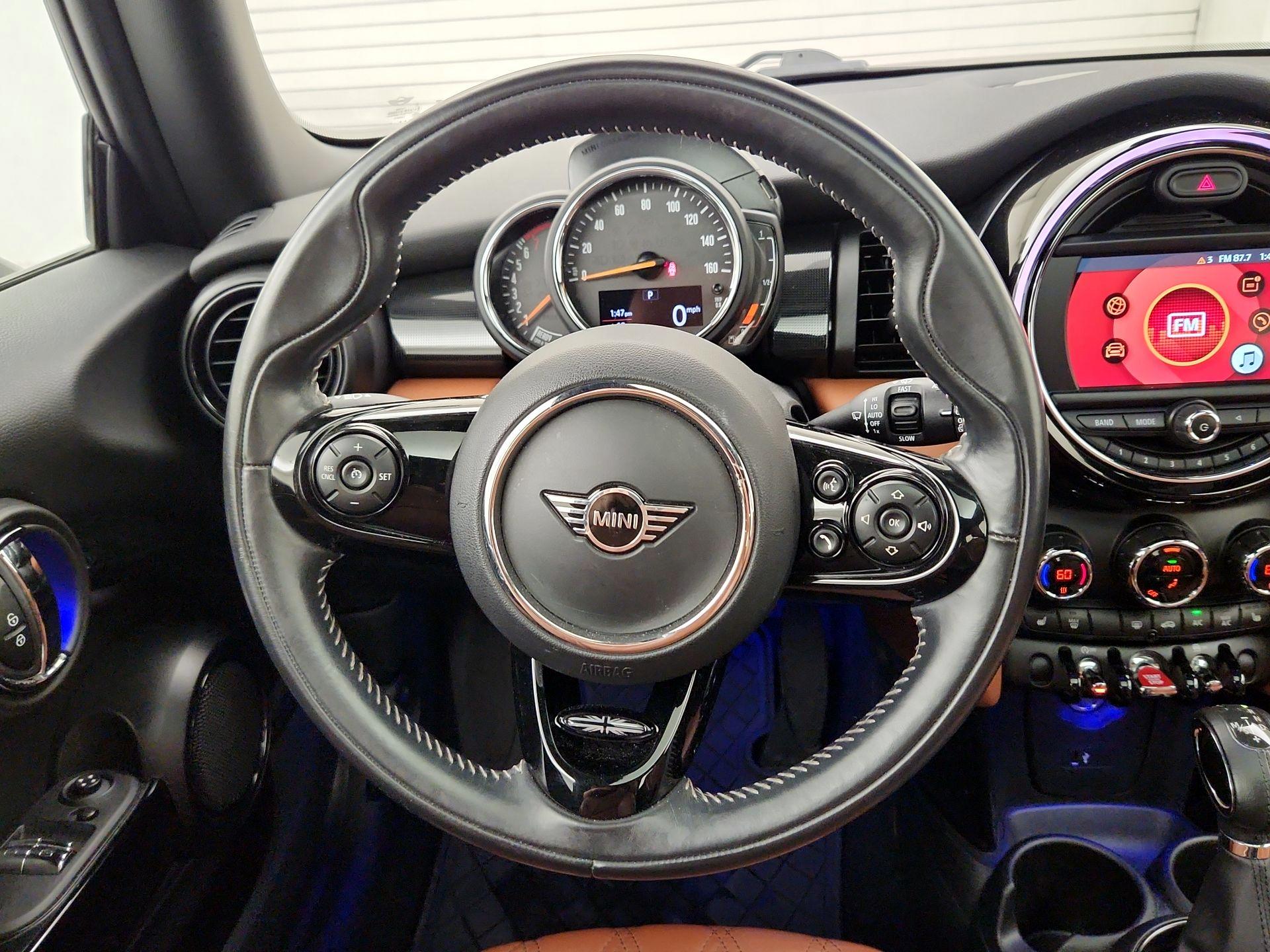 Thumbnail: 2019 MINI Cooper Hardtop - 10
