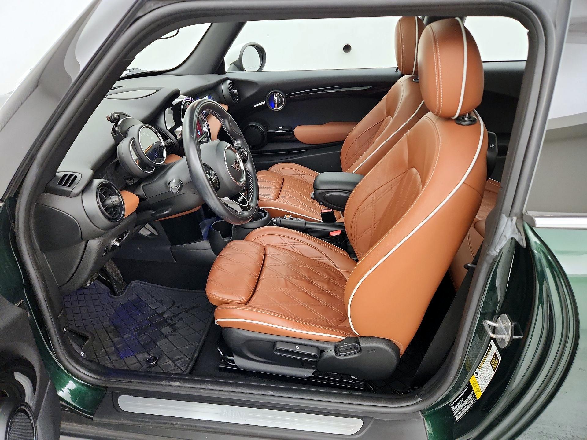 Thumbnail: 2019 MINI Cooper Hardtop - 11