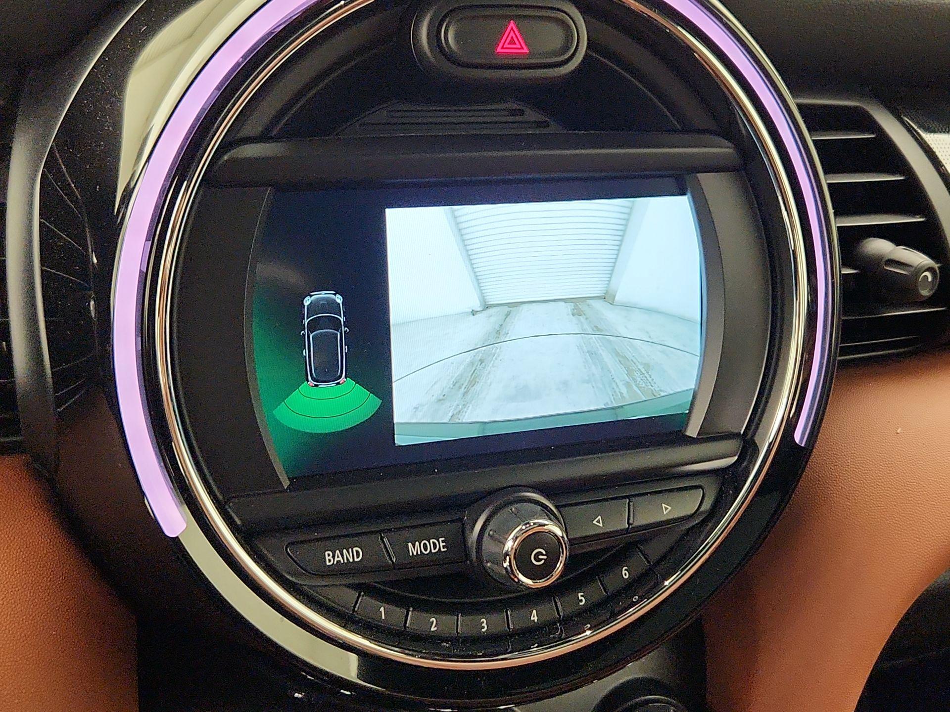 Thumbnail: 2019 MINI Cooper Hardtop - 14