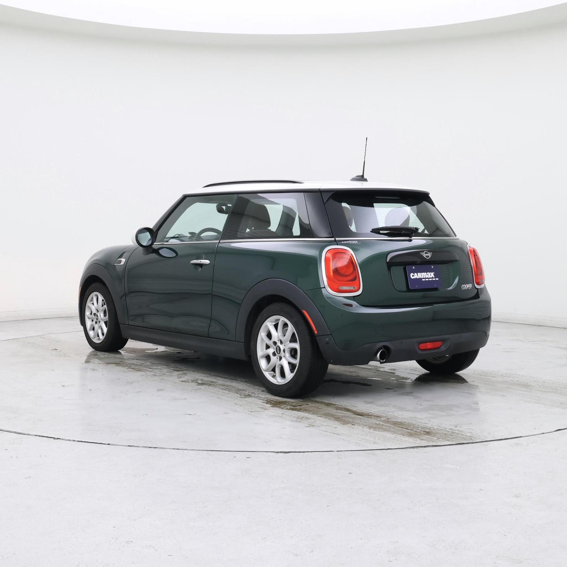 Thumbnail: 2019 MINI Cooper Hardtop - 2