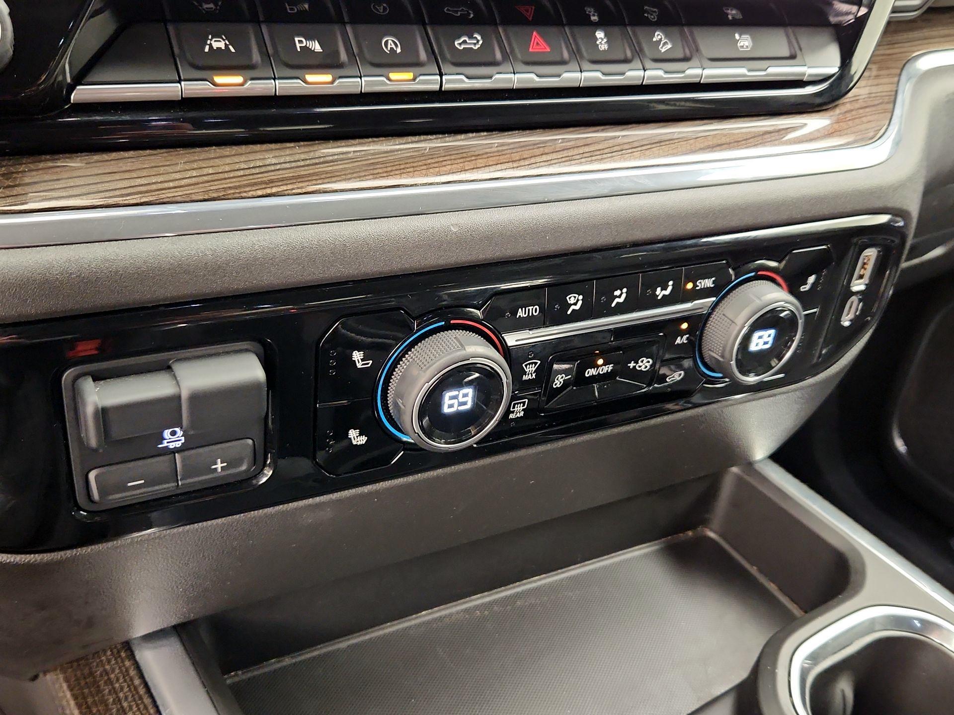 Thumbnail: 2024 Chevrolet Silverado 1500 - 16