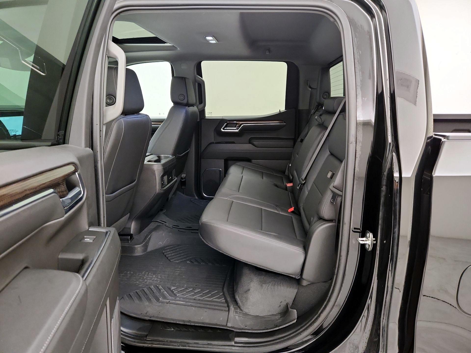 Thumbnail: 2024 Chevrolet Silverado 1500 - 20