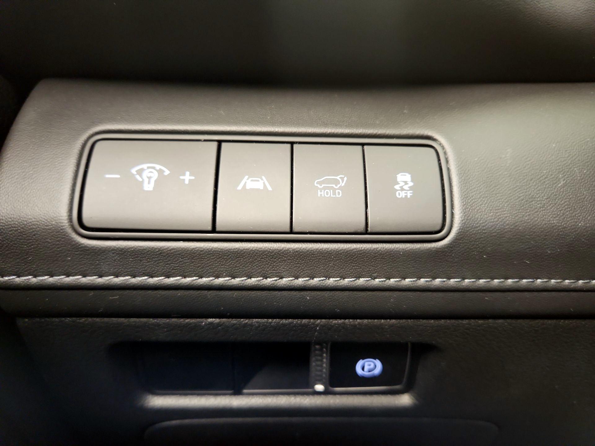 Thumbnail: 2022 Hyundai Santa Fe - 13