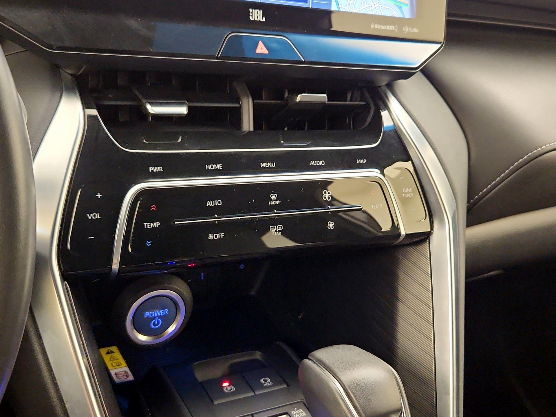 Thumbnail: 2022 Toyota Venza - 17