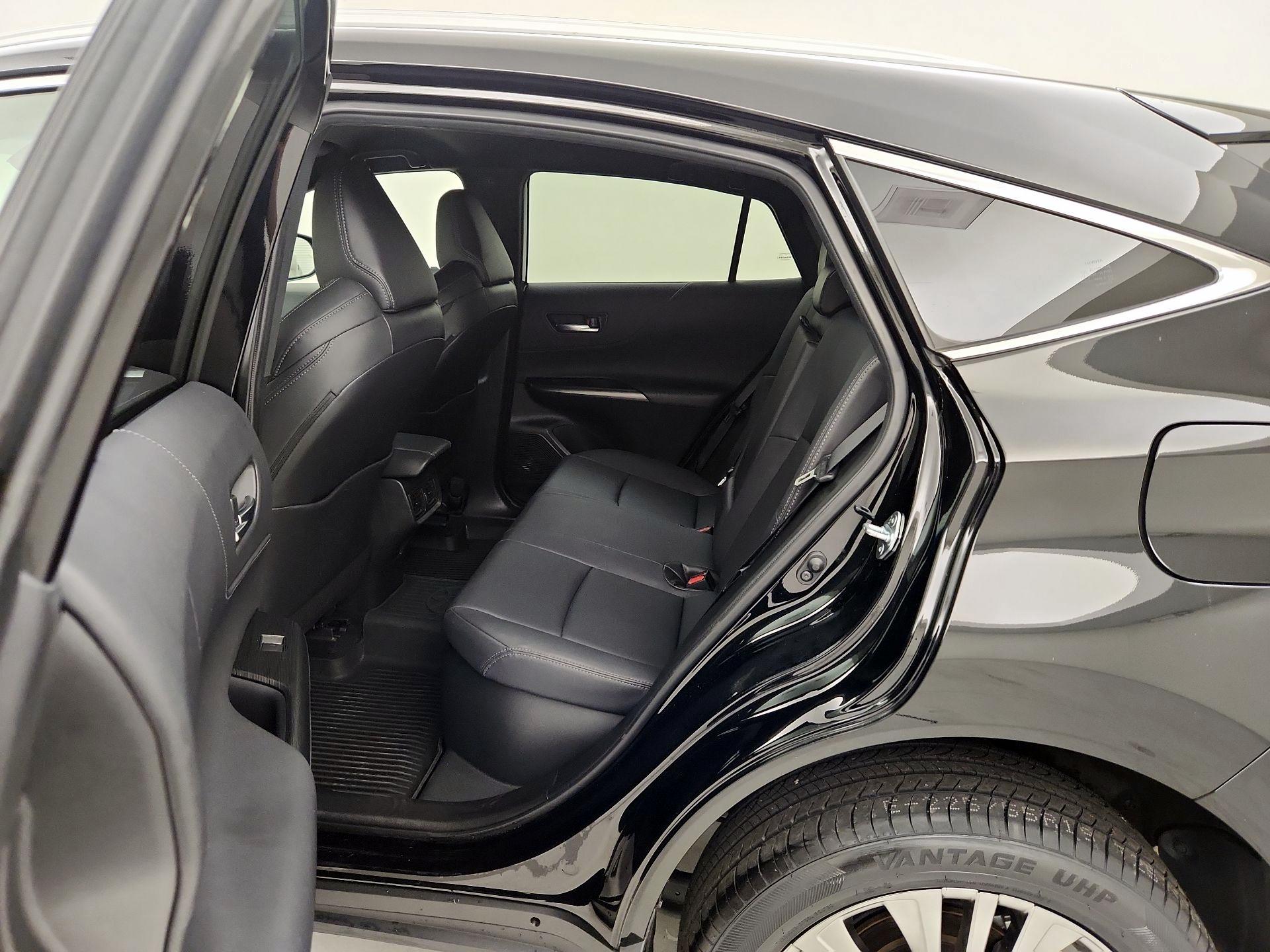 Thumbnail: 2022 Toyota Venza - 20