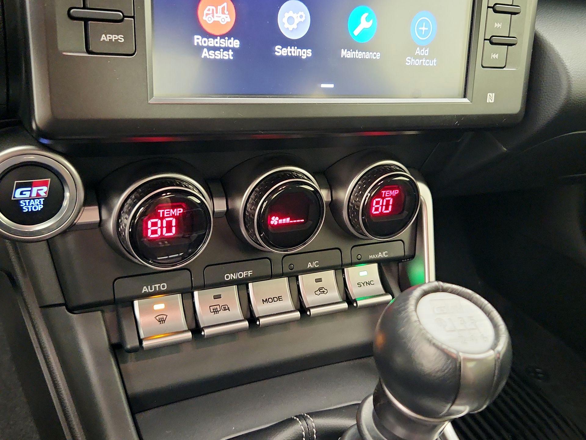 Thumbnail: 2022 Toyota GR86 - 16