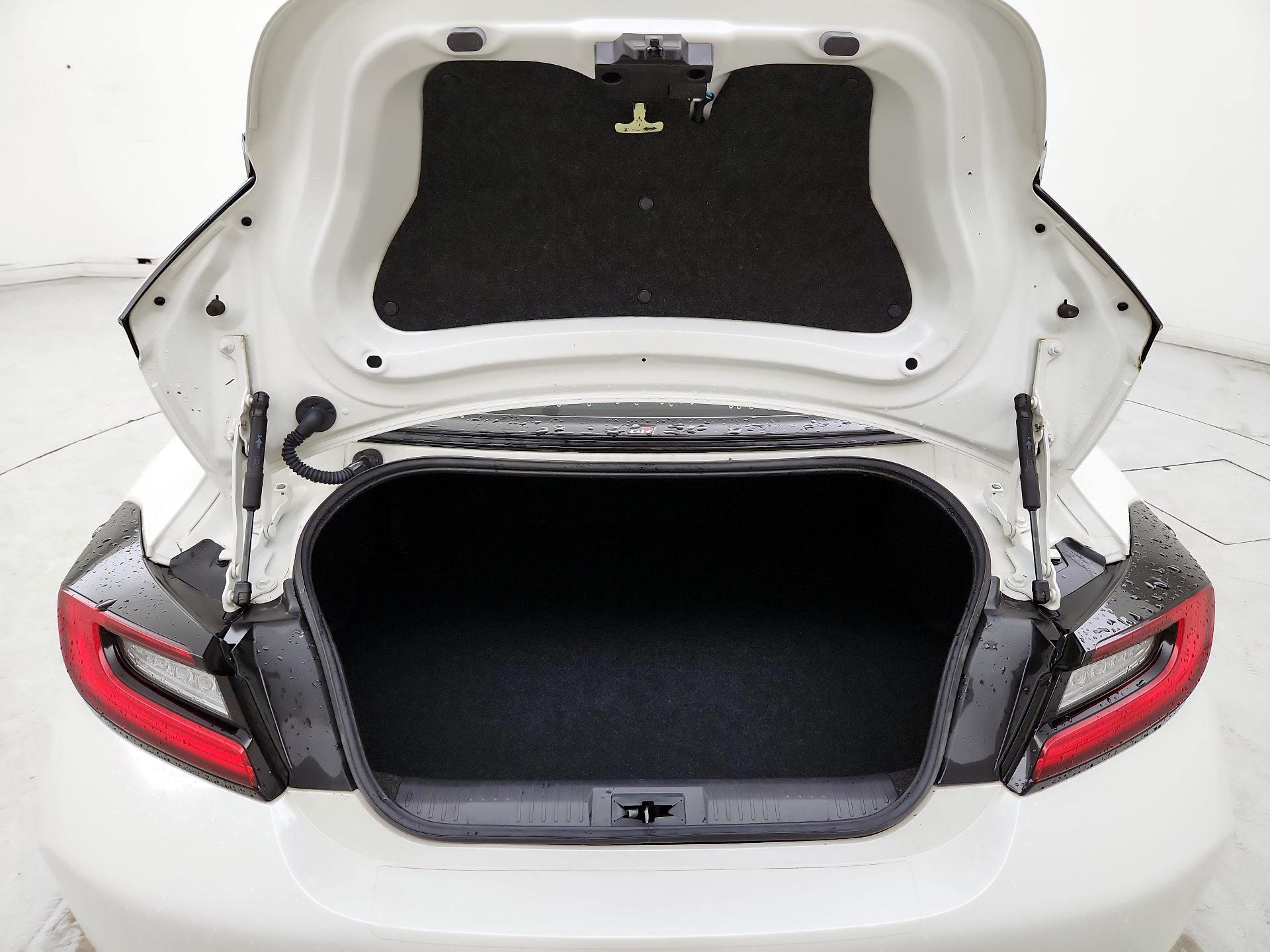 Thumbnail: 2022 Toyota GR86 - 20