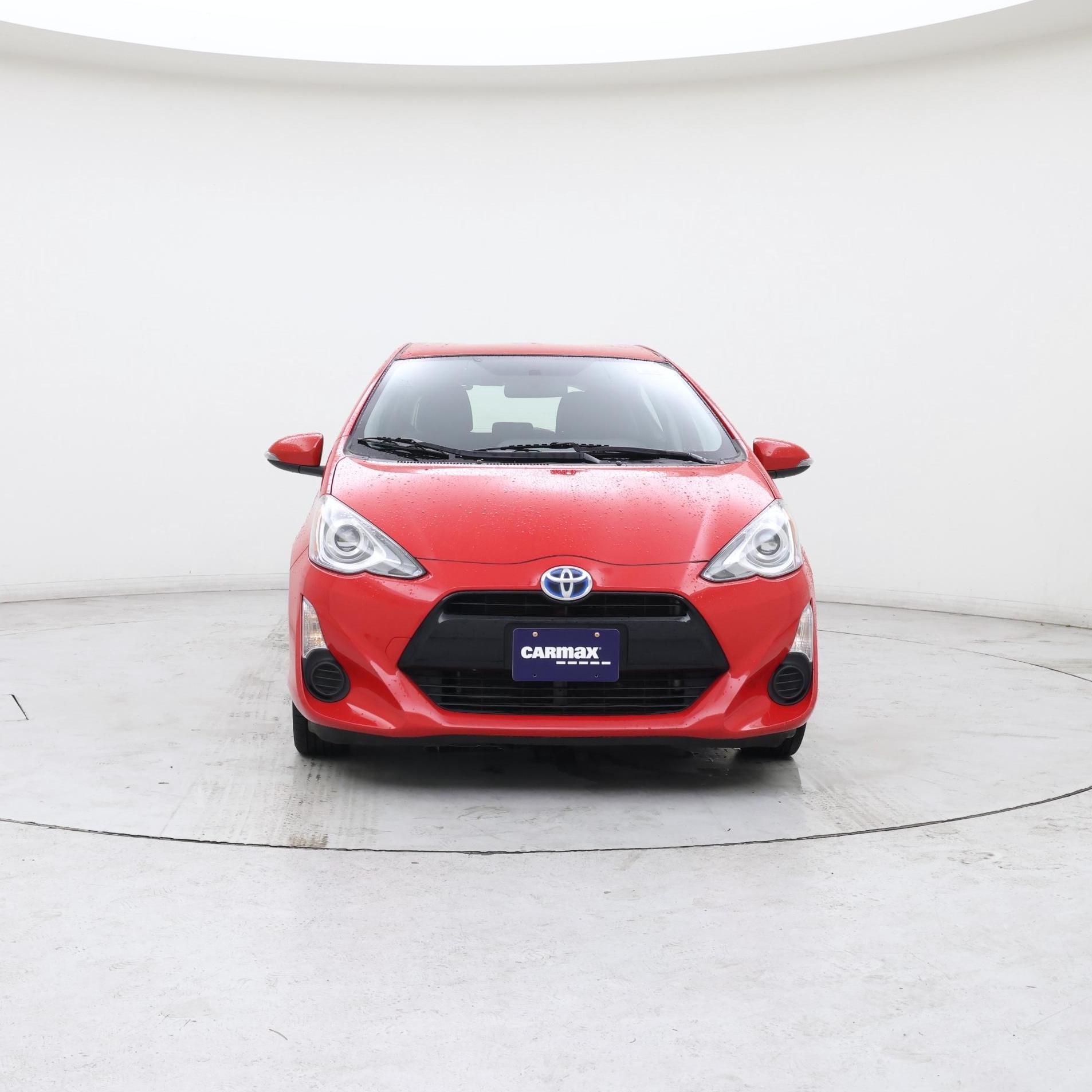 Thumbnail: 2015 Toyota Prius c - 5